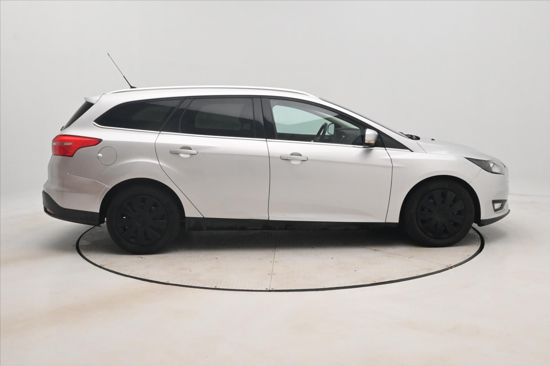 Ford Focus, 1,5 TDCi 88 kW - fotka 4