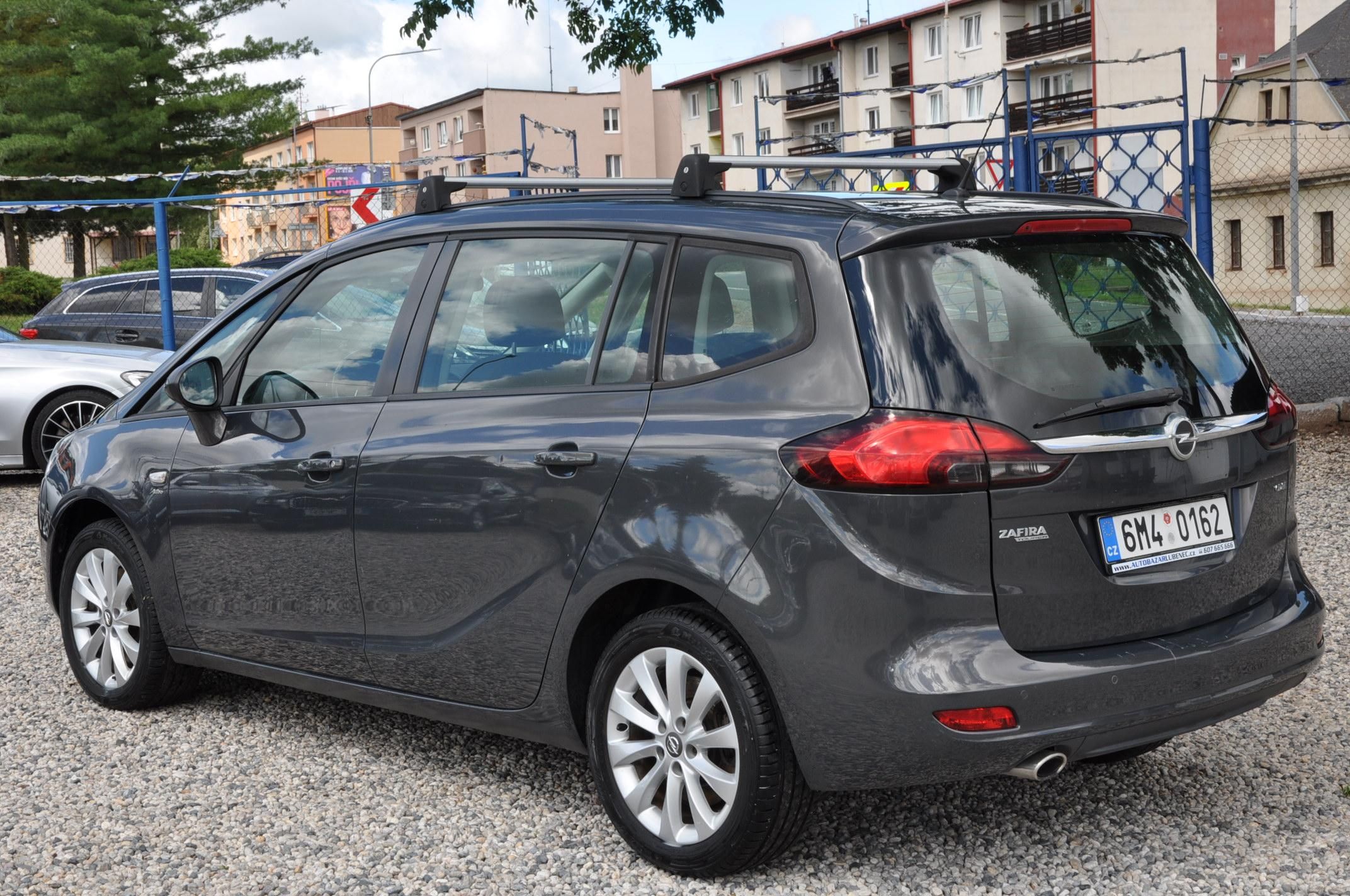 Opel Zafira, TOURER 2.0CDTi 121kW Active - fotka 4