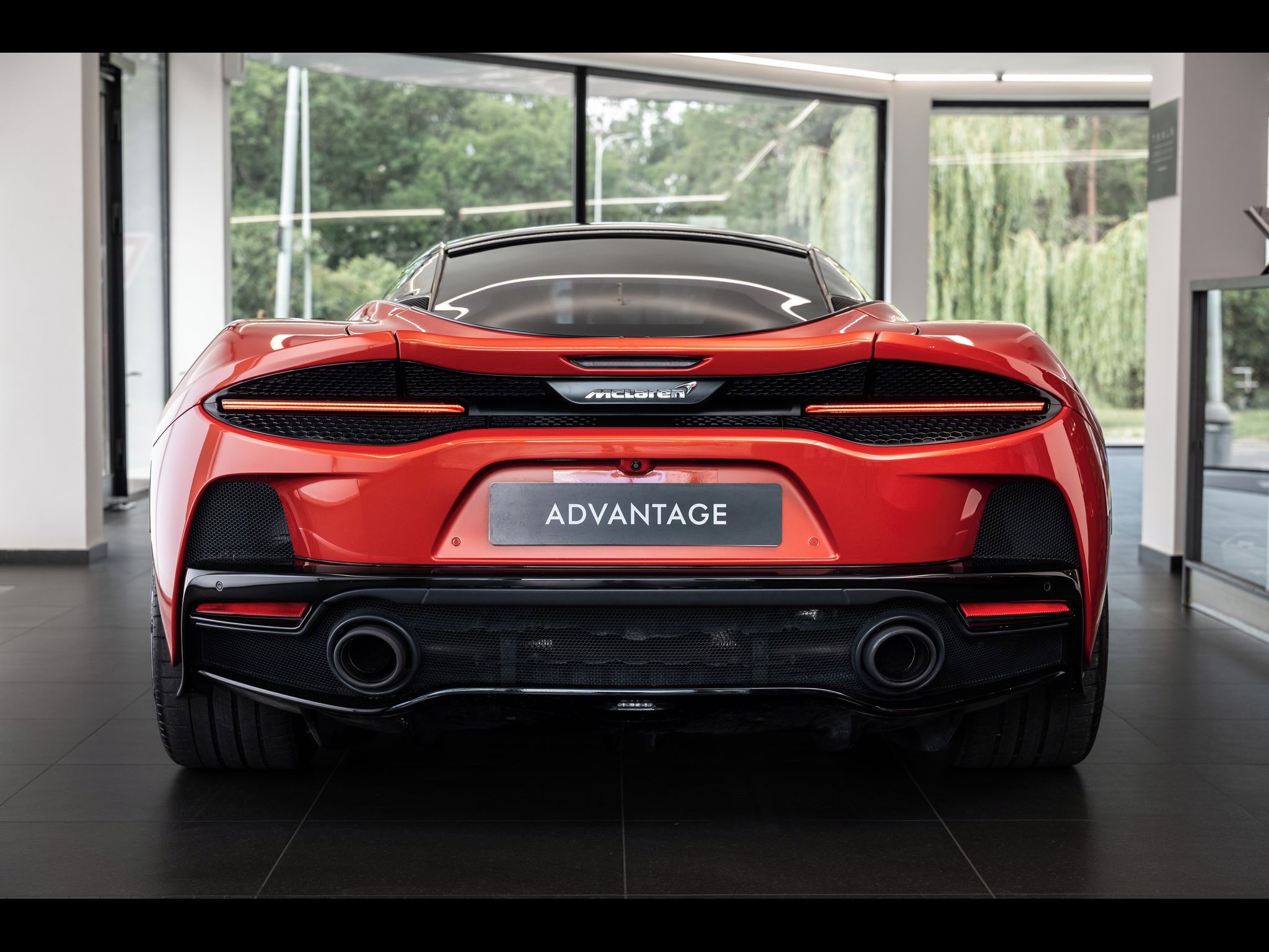 McLaren GT, Bower&Wilkins/Pano/Lift/Matné - fotka 3