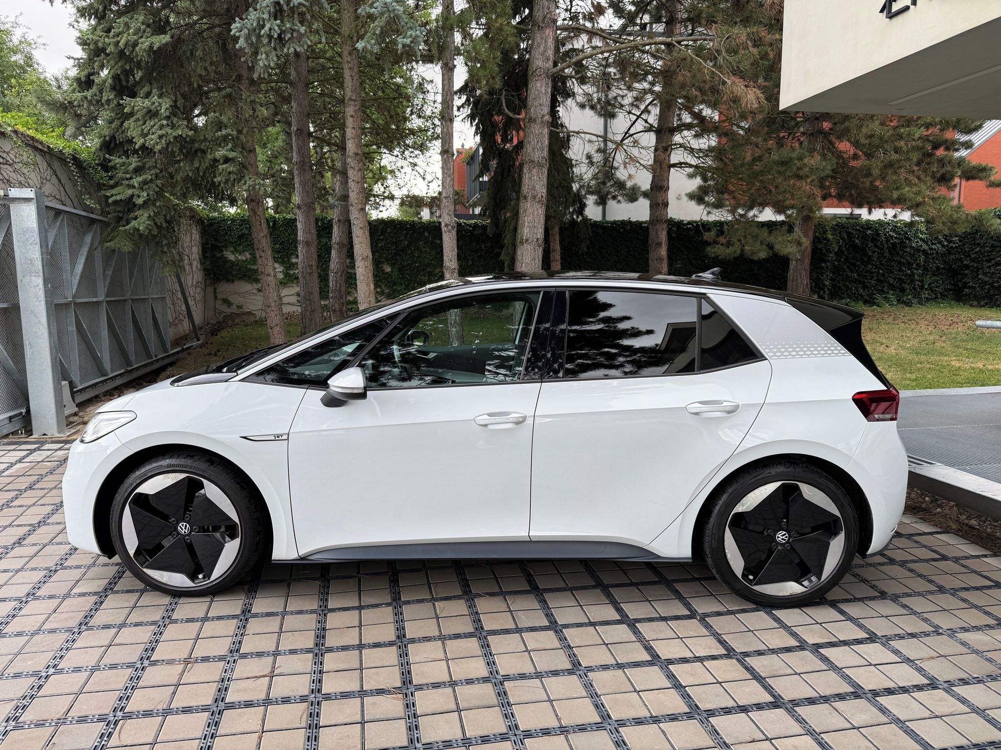 Volkswagen ID.3, 1ST MAX 62kWh Panorama - fotka 3