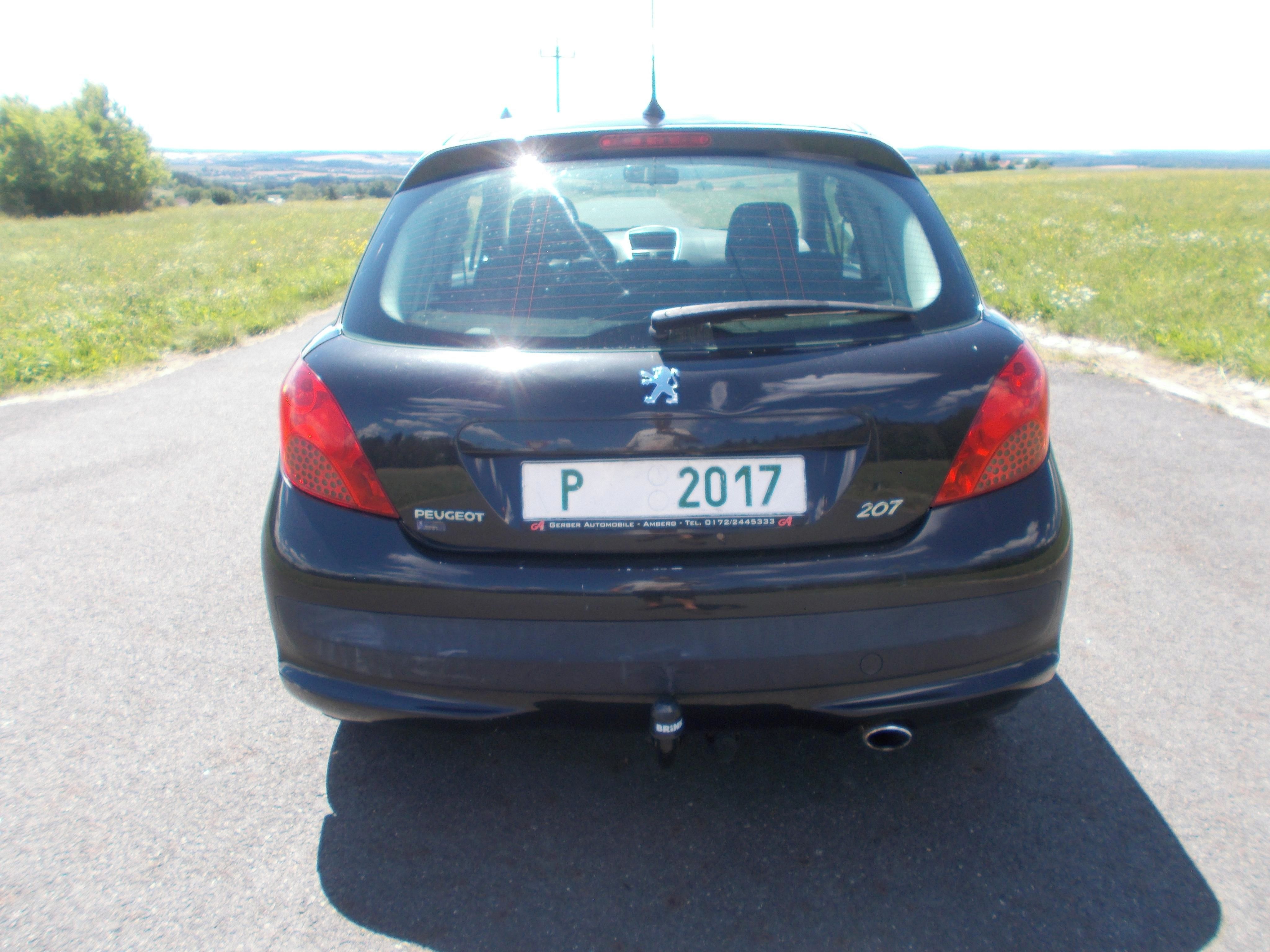 Peugeot 207, 1,6 80KW,nová STK - fotka 3