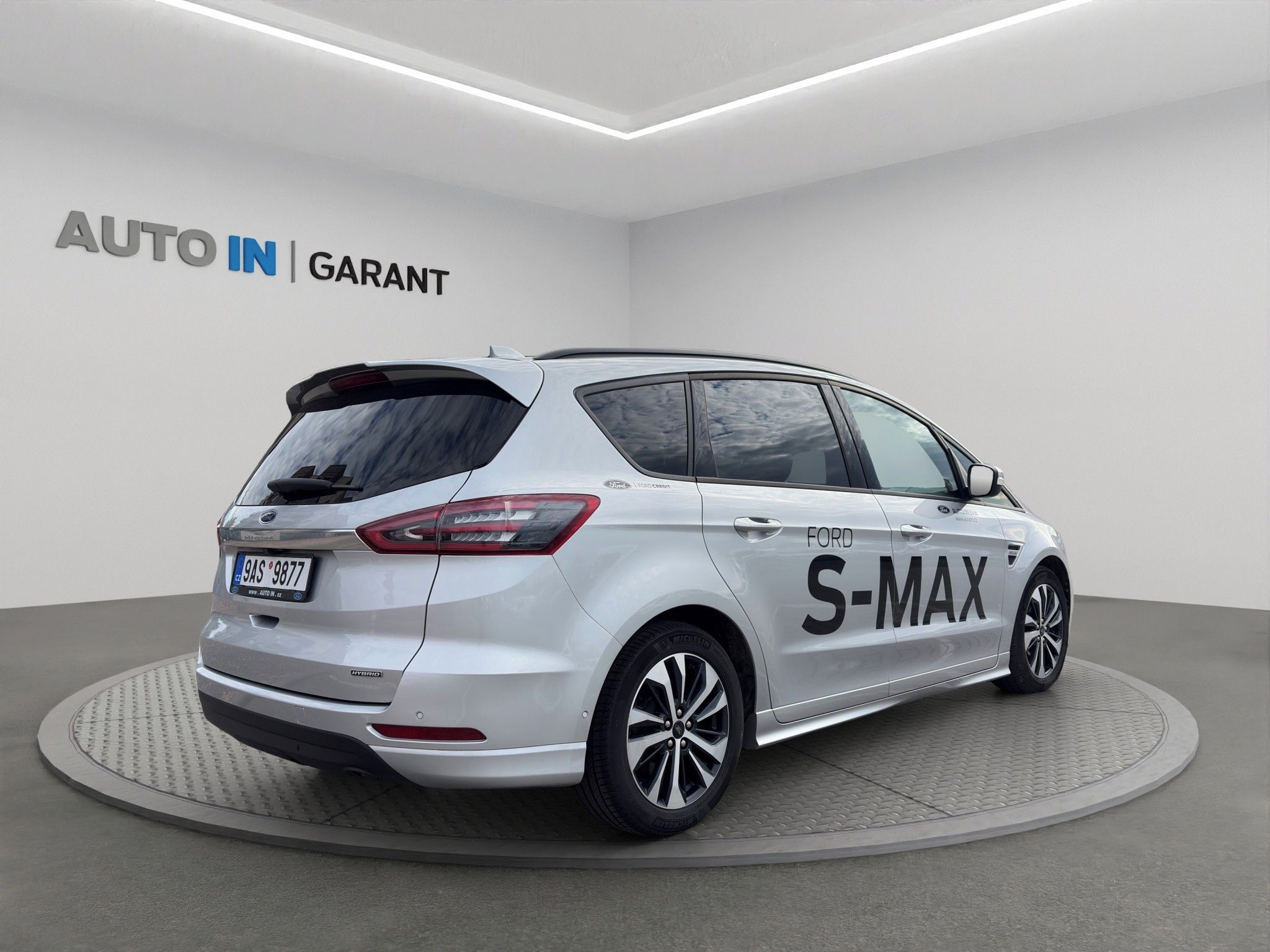 Ford S-MAX, ST-LINE 2,5 Duratec Hybrid 140 - fotka 6