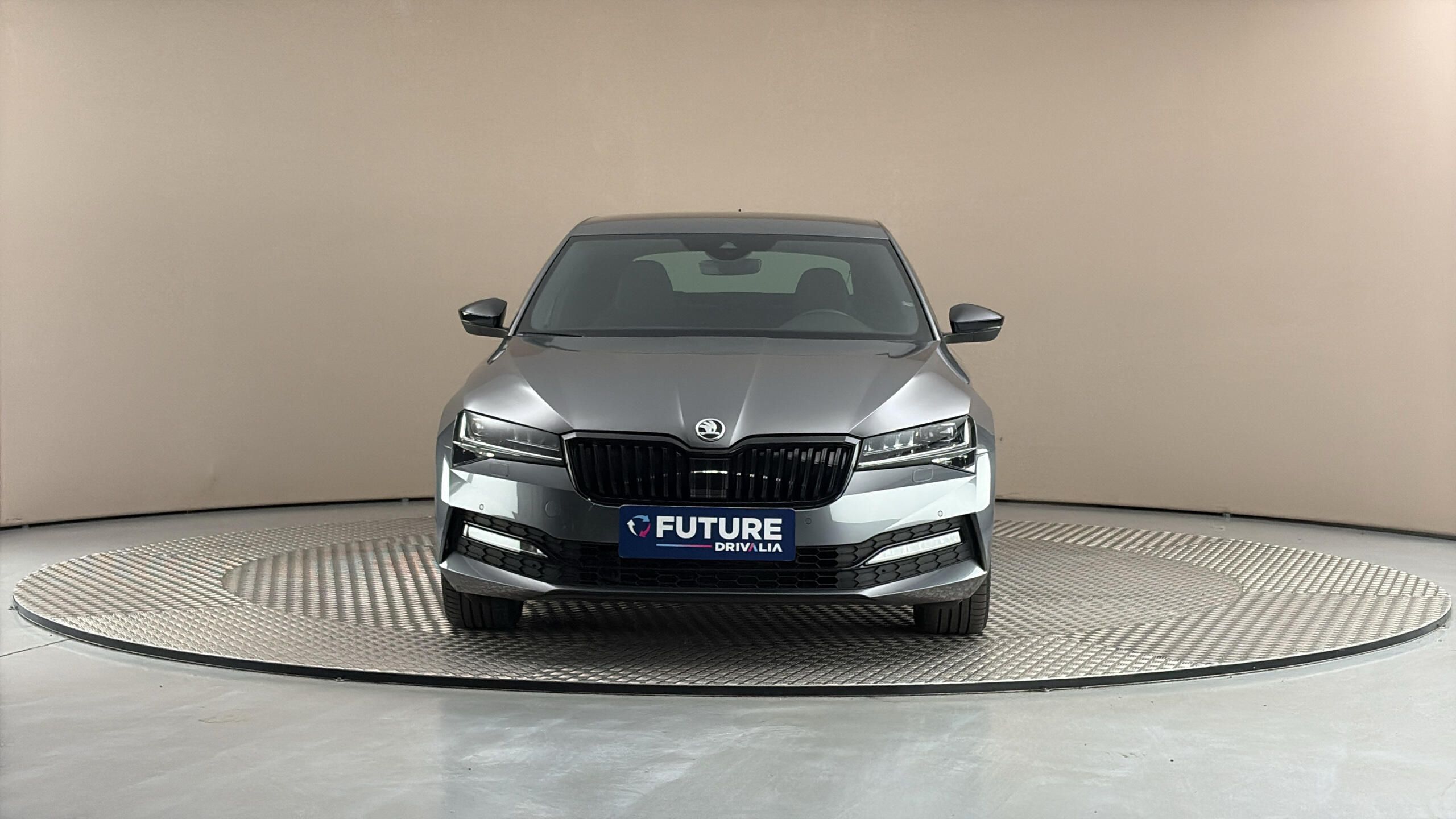Škoda Superb, 1.5 TSI DSG Sportline - fotka 3