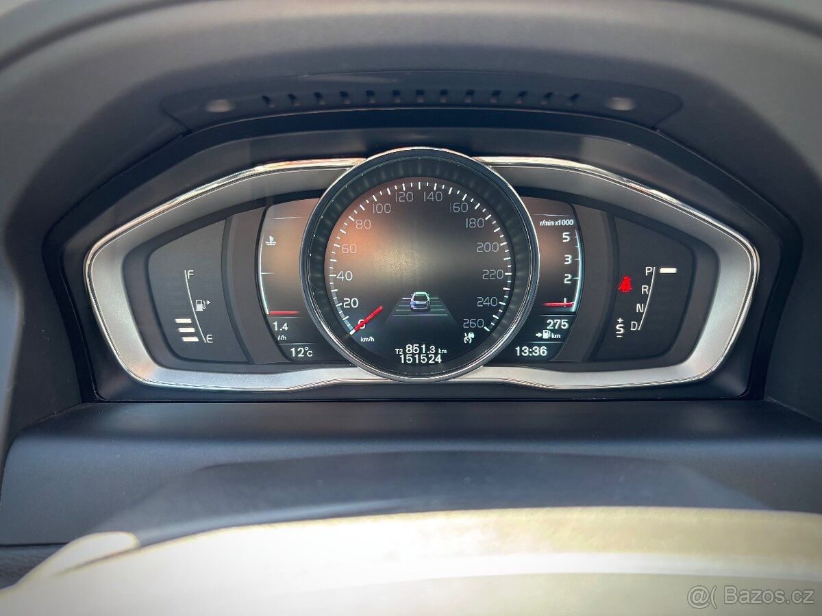 Volvo XC60 - fotka 6