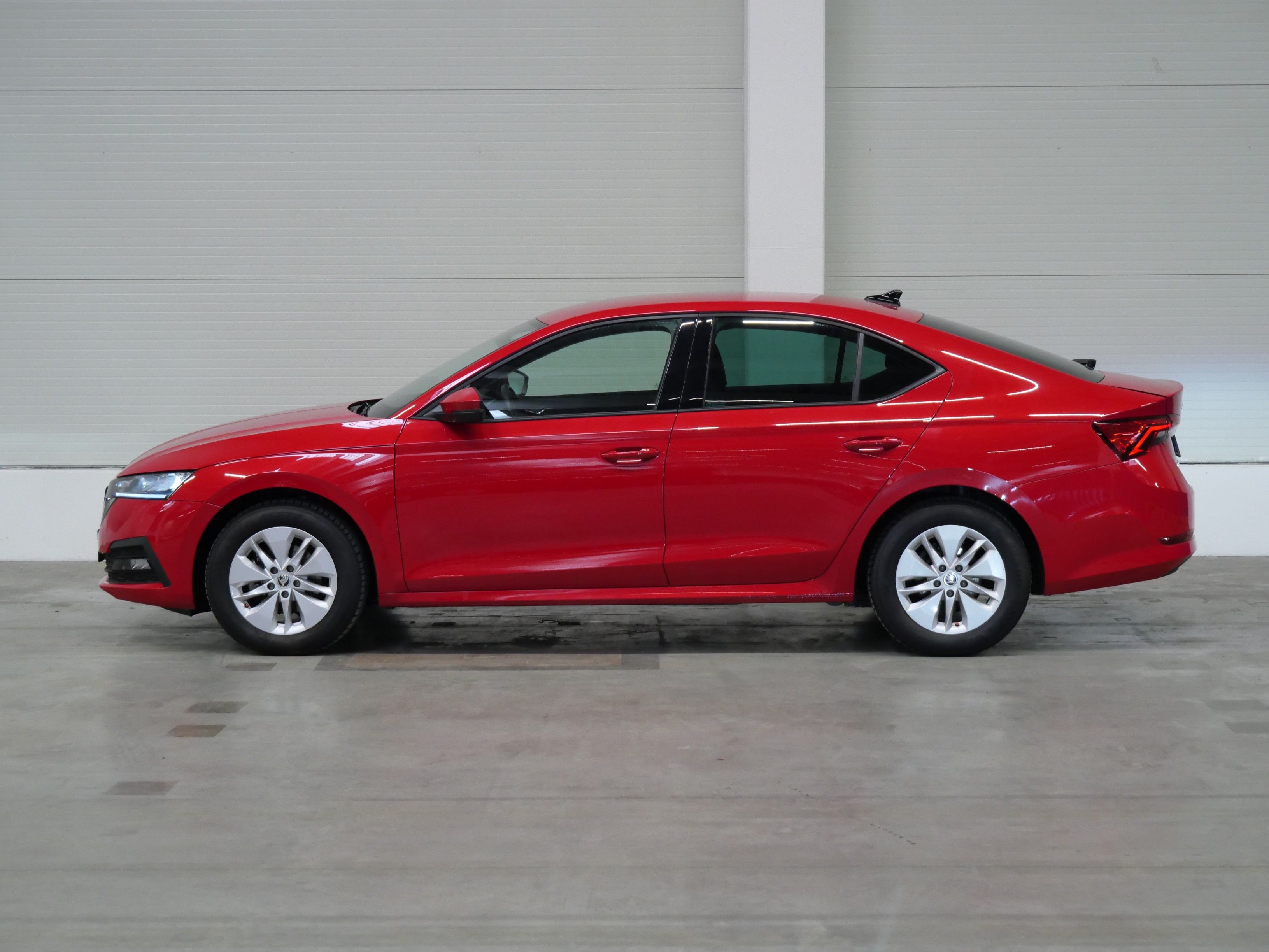 Škoda Octavia, 1.5 TSI M-HEV 110 kW Ambition - fotka 3