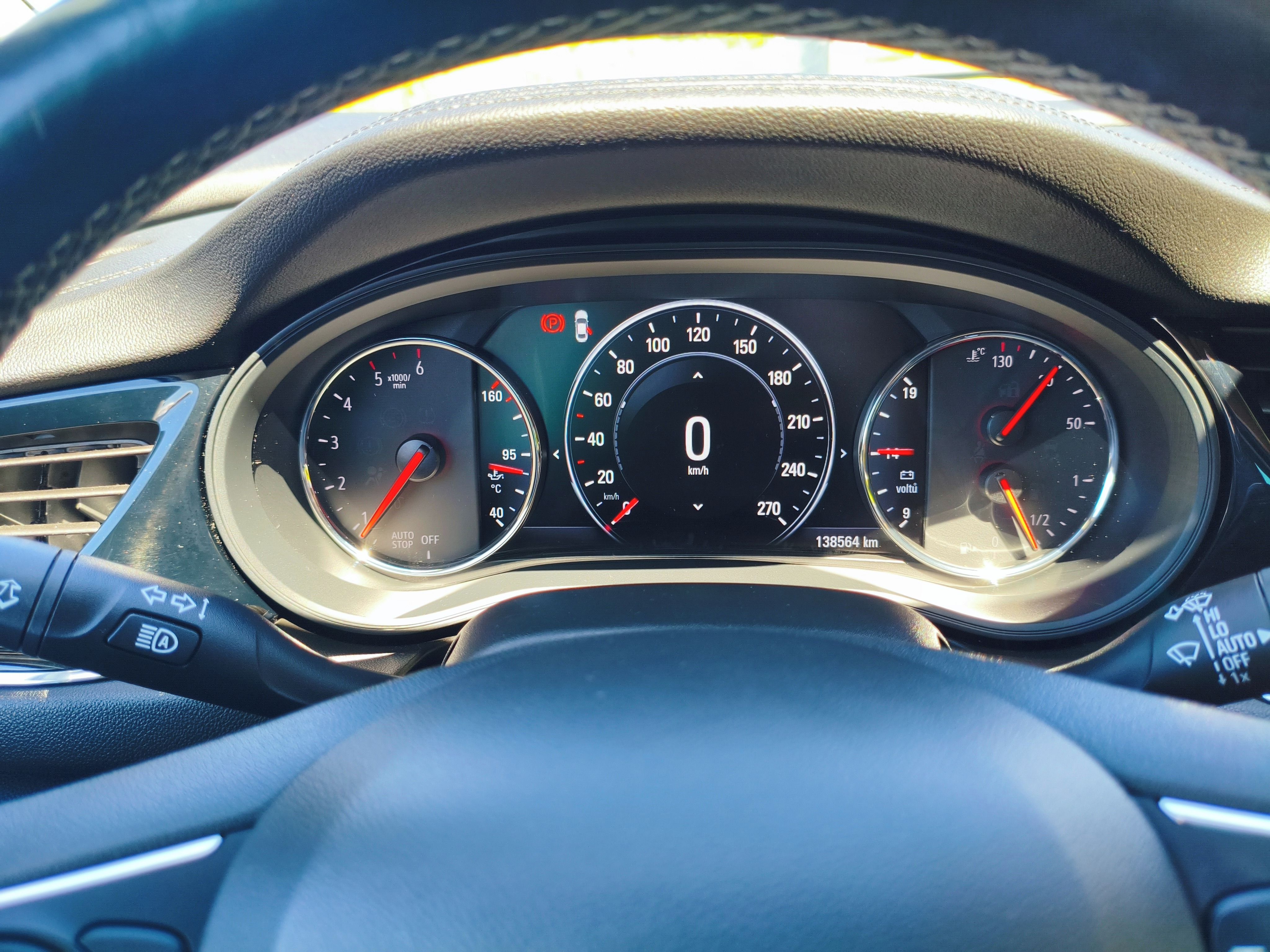 Opel Insignia, 2.0 Turbo D - fotka 6