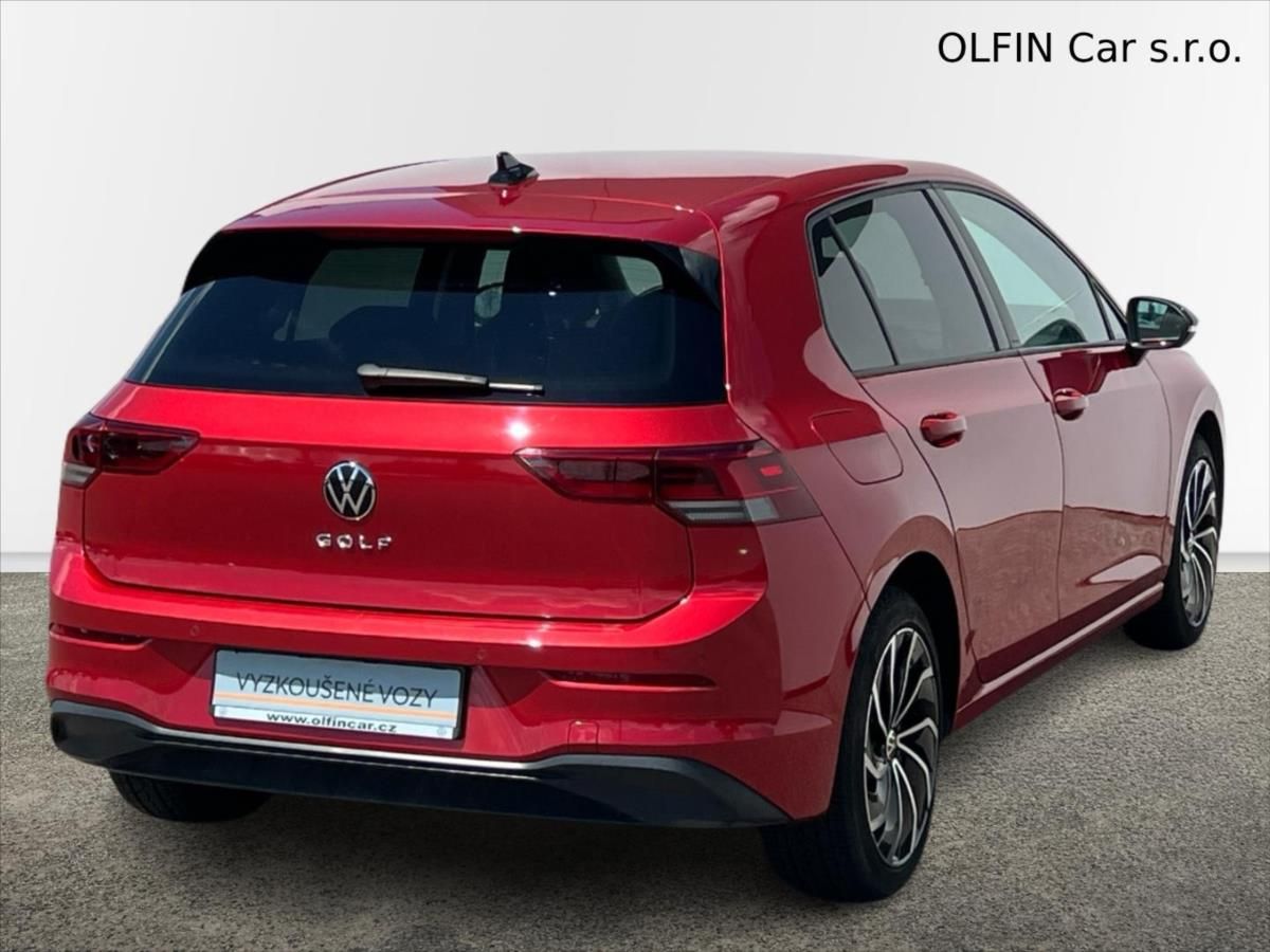 Volkswagen Golf, 1,5 TSi 110 kW LIFE  8 - fotka 2