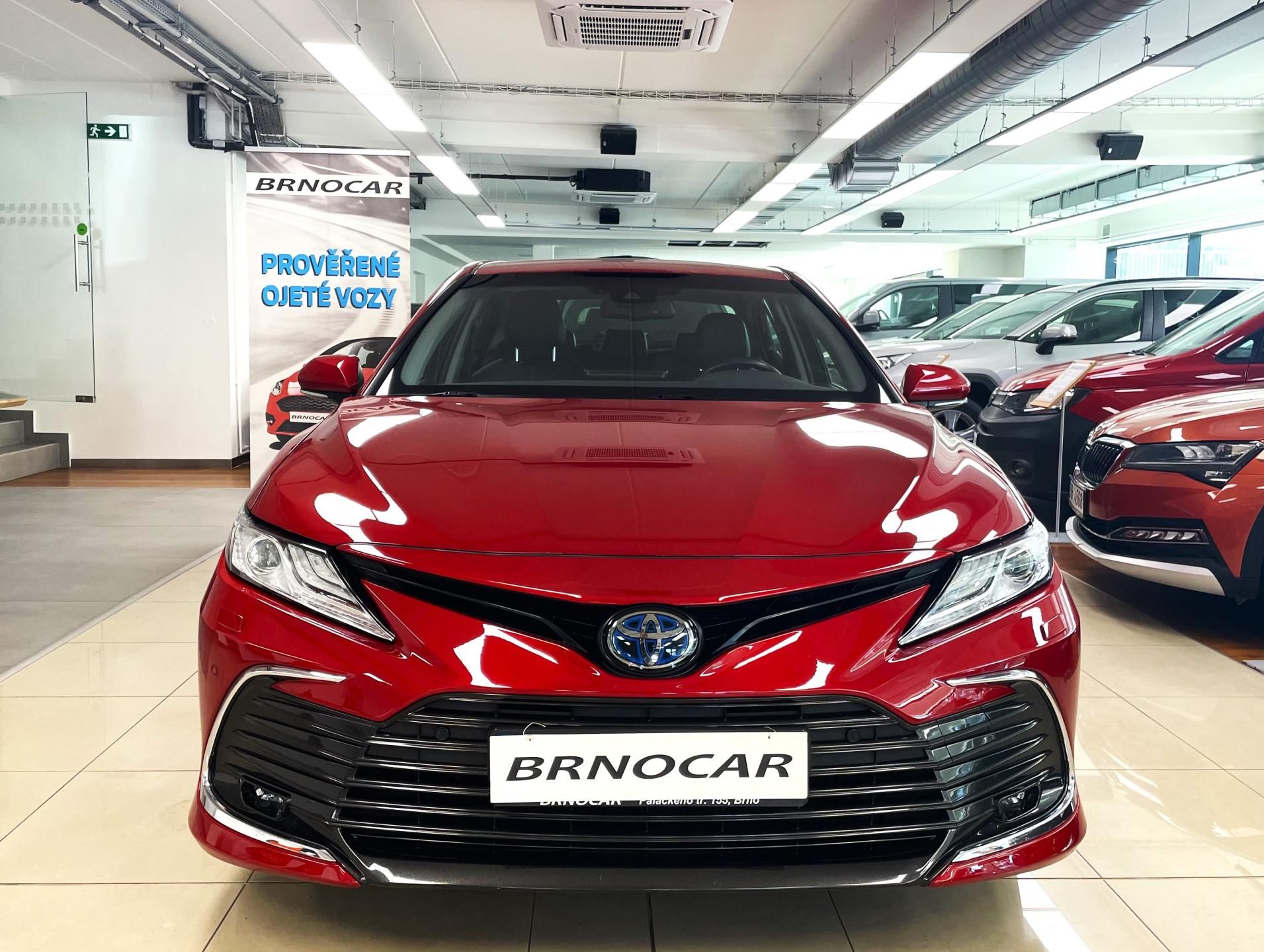 Toyota Camry, 2.5 HEV, EXECUTIVE, ČR - fotka 2