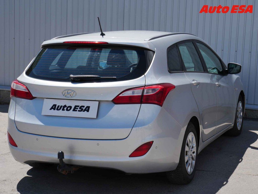 Hyundai i30, 1.6 CRDi,ČR - fotka 4