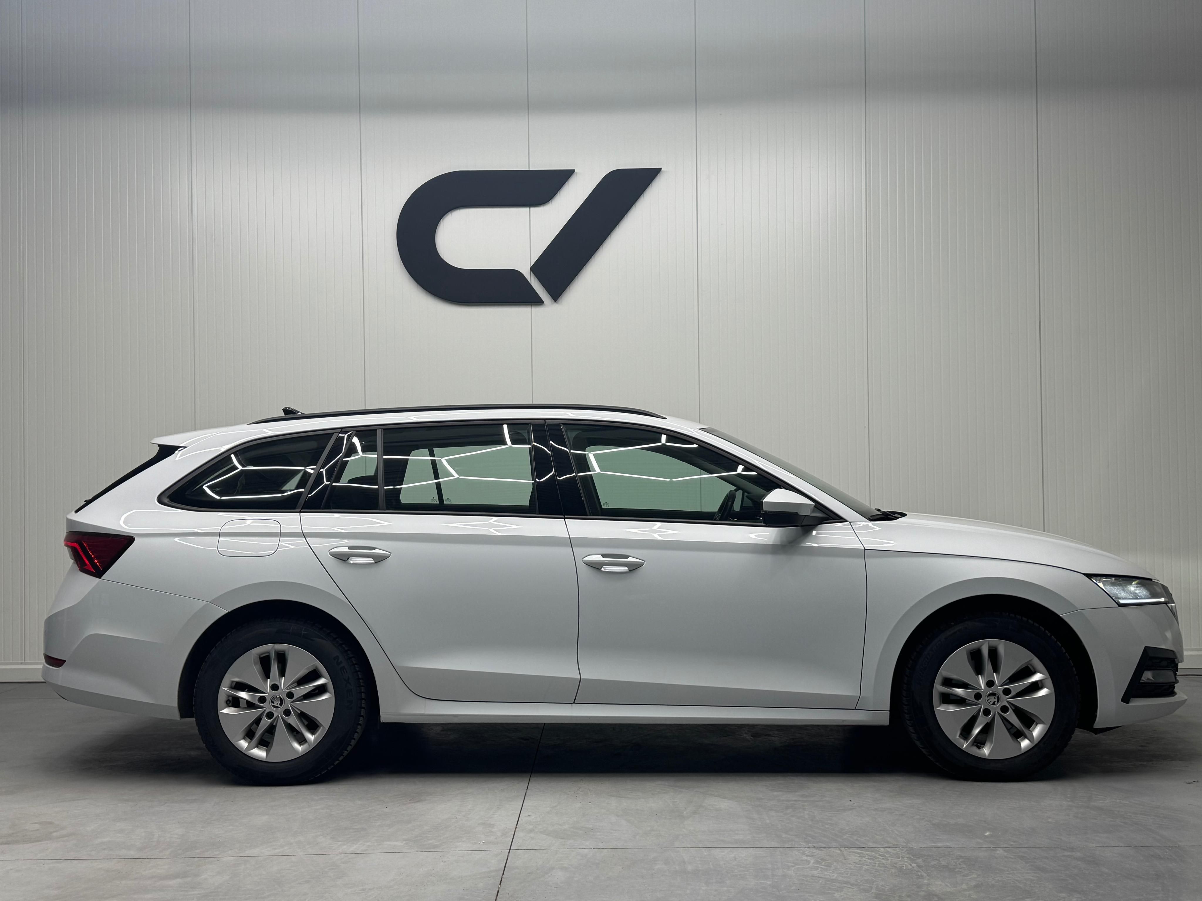 Škoda Octavia, 2.0 TDI Ambition - fotka 3