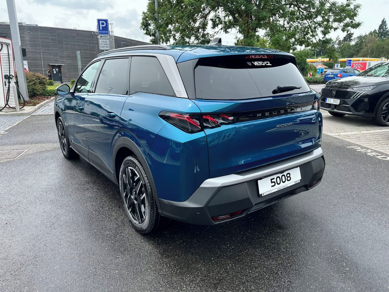 Peugeot 5008, GT Hybrid 145 e-DCS6 - fotka 3