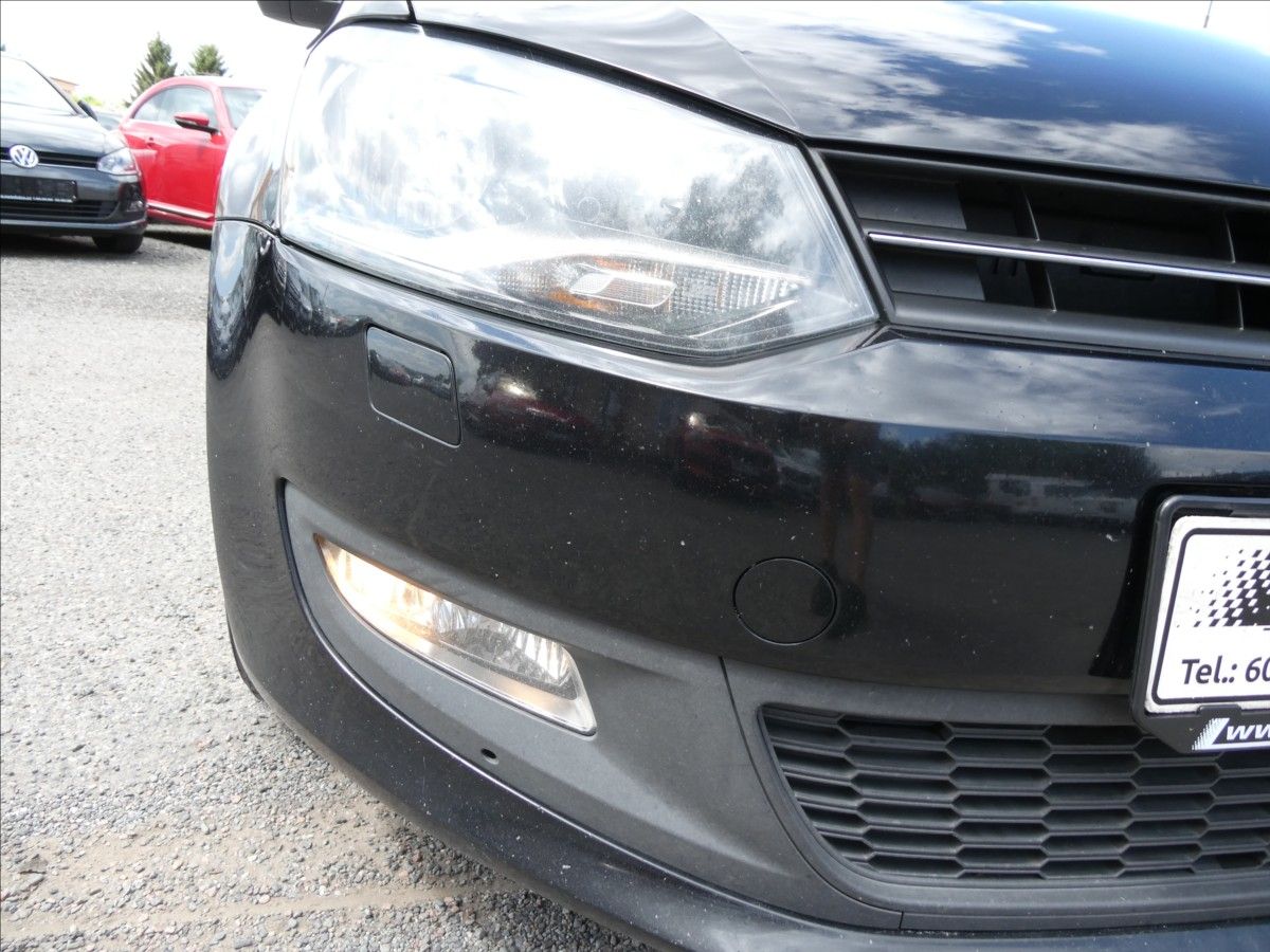 Volkswagen Polo, 1,2 i 51kW 2x kola, po servise - fotka 5