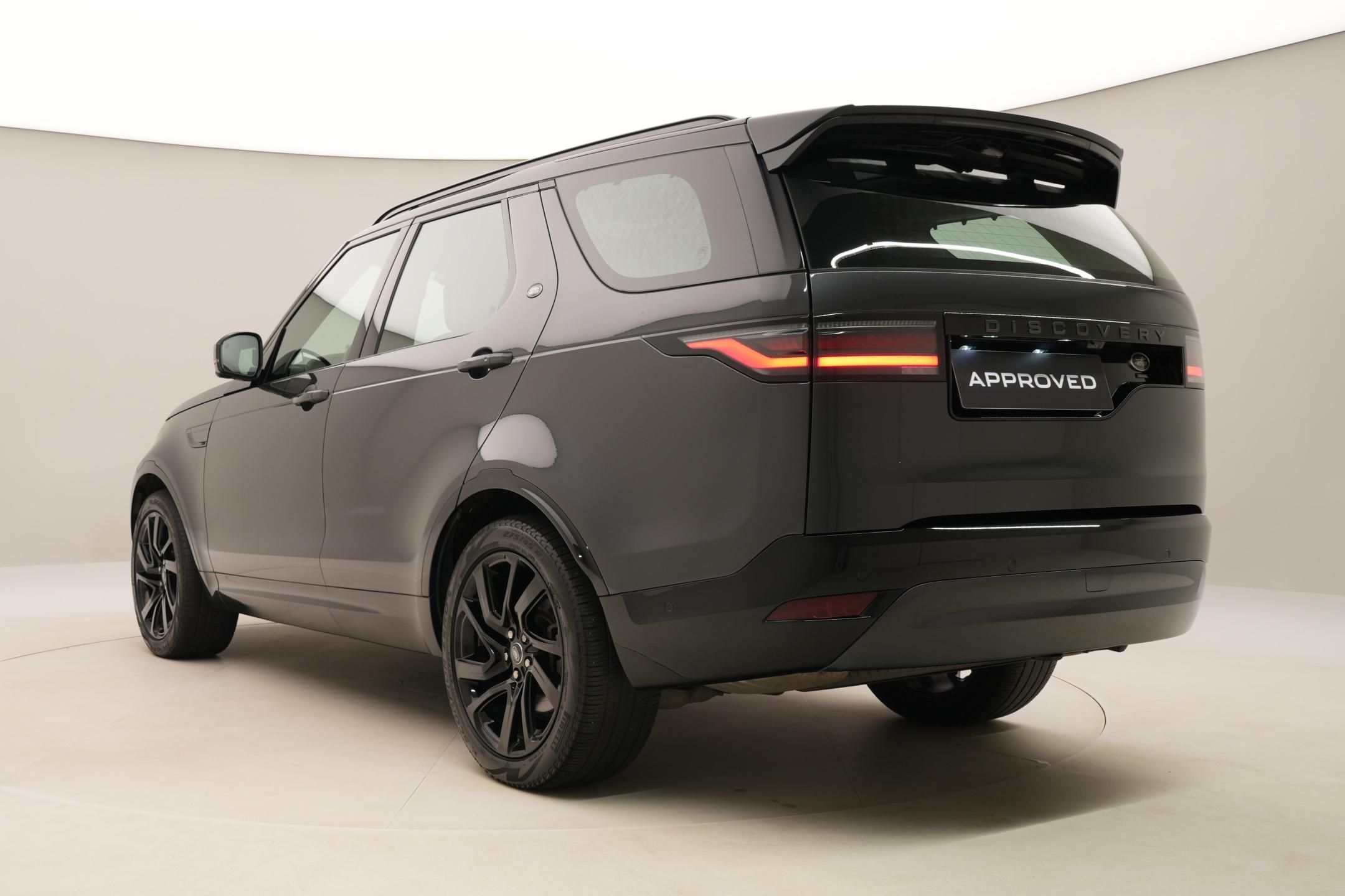 Land Rover Discovery, D300 SE R-DYNAMIC AWD AUT - fotka 4