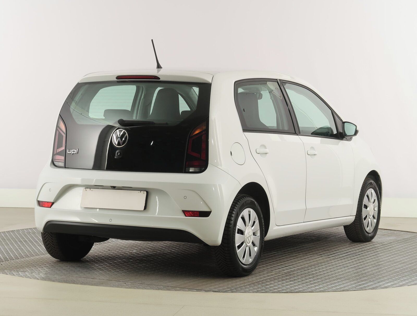 Volkswagen Up!, 1.0, Automatická klima - fotka 5
