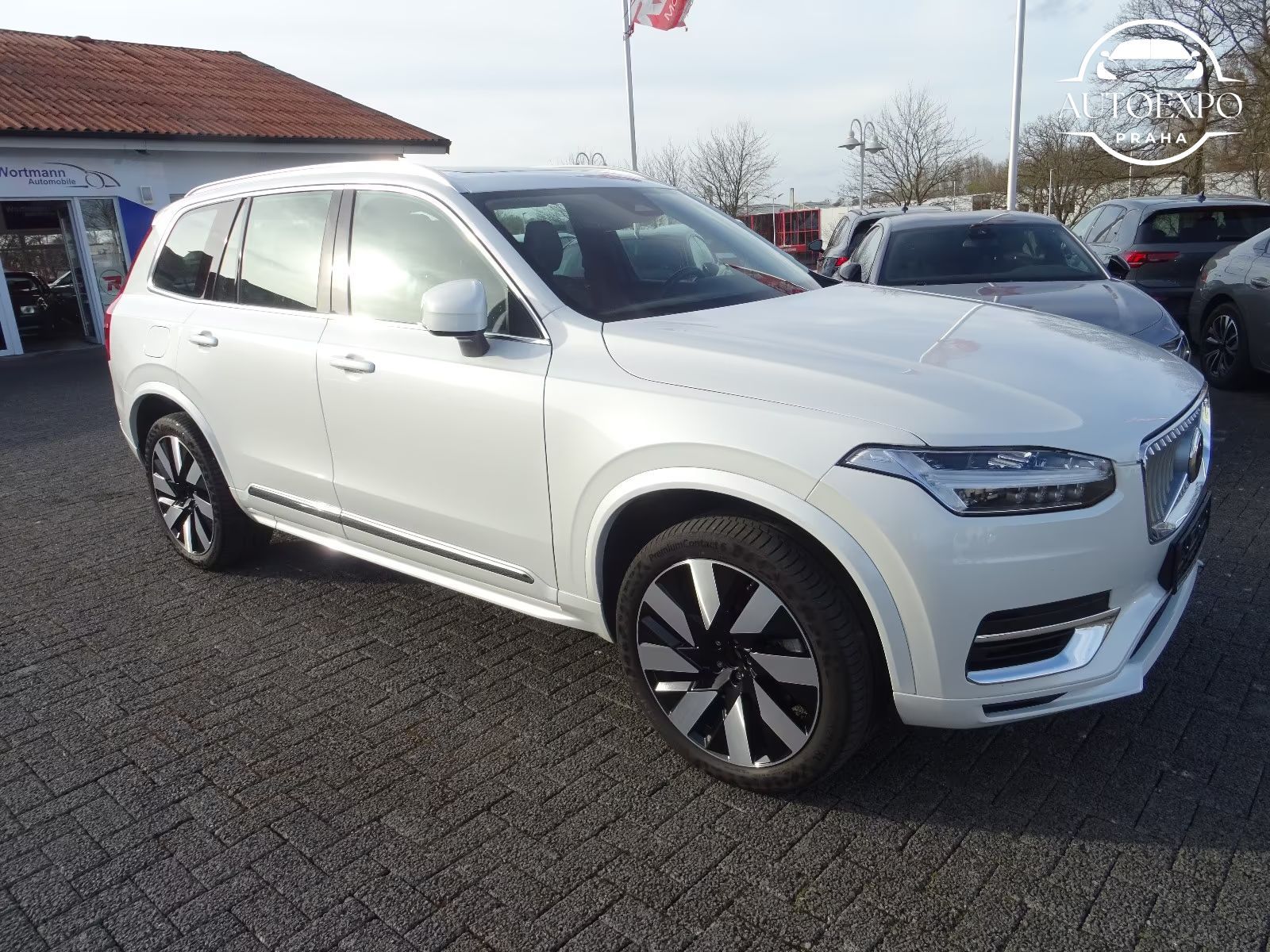 Volvo XC90, XC 90 T8 Plus B Plug-In Hybrid - fotka 2