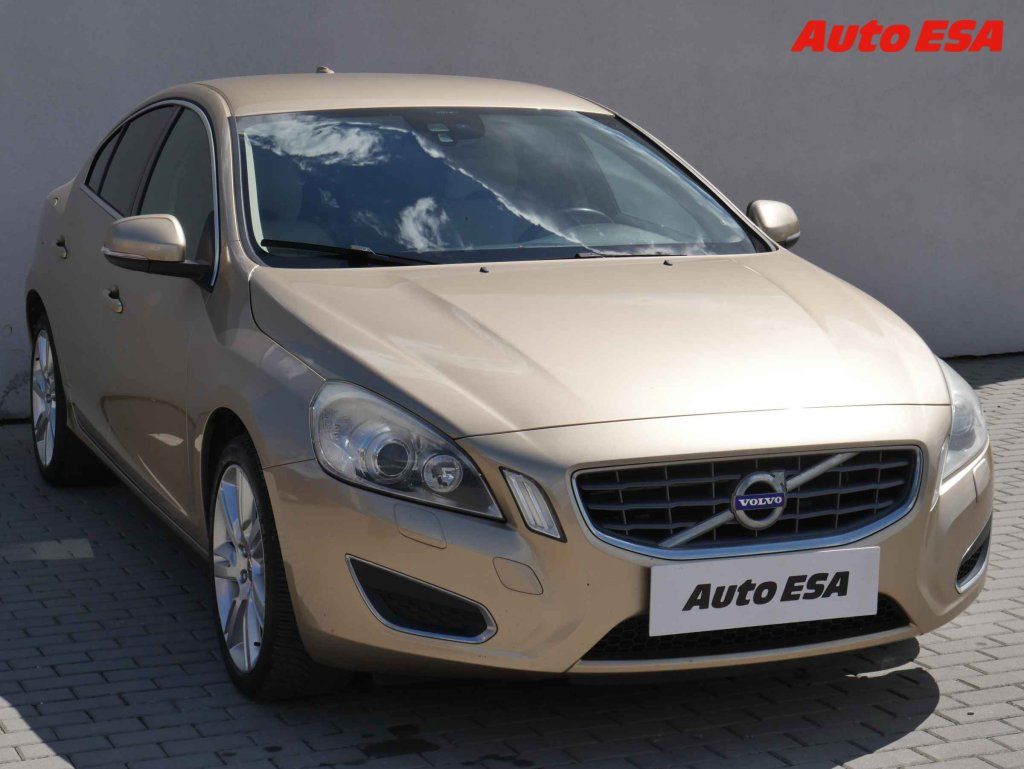 Volvo S60, 2.0T,ČR