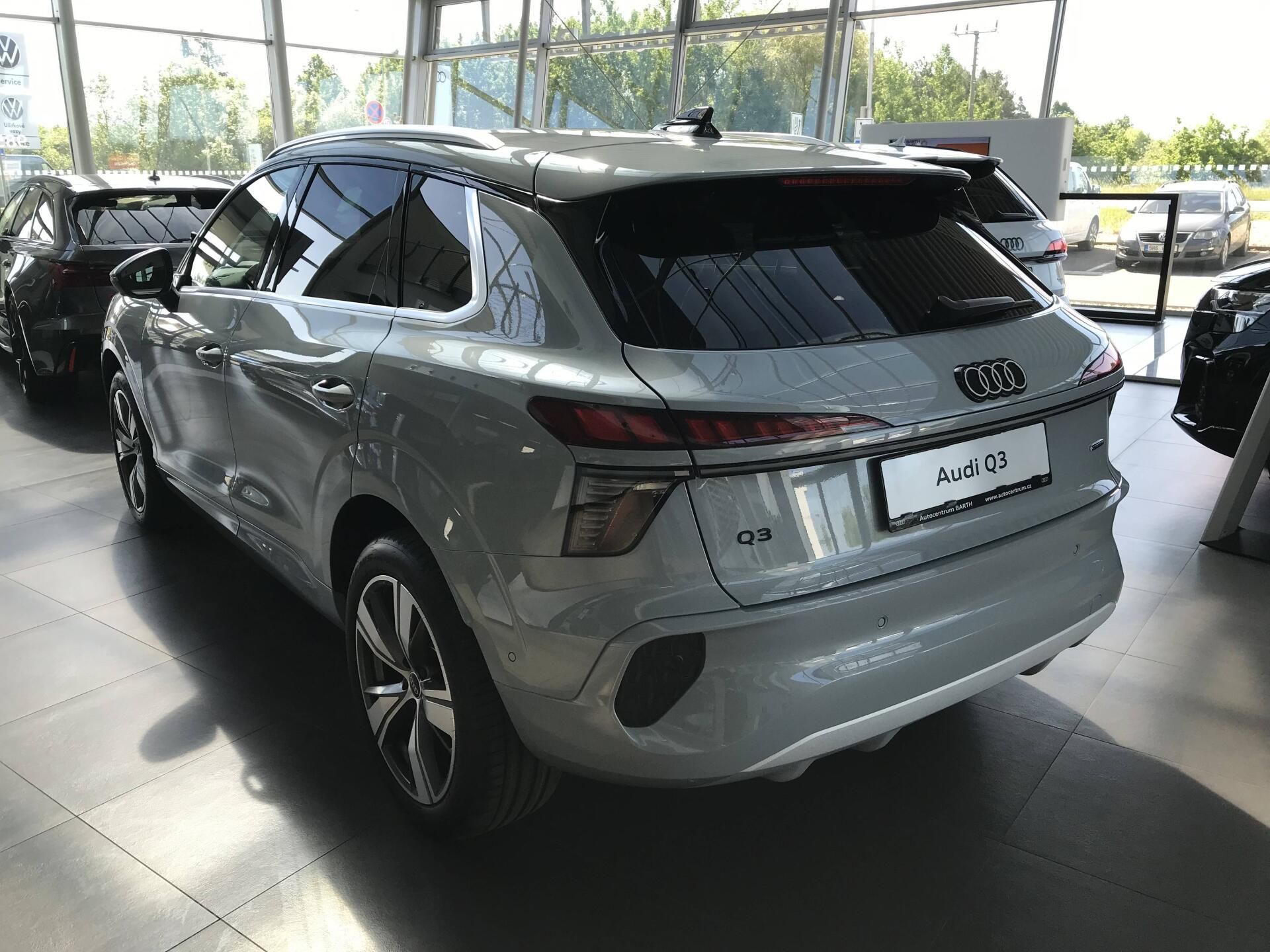 Audi Q3, quattro ST7 2,0TFSI - fotka 3
