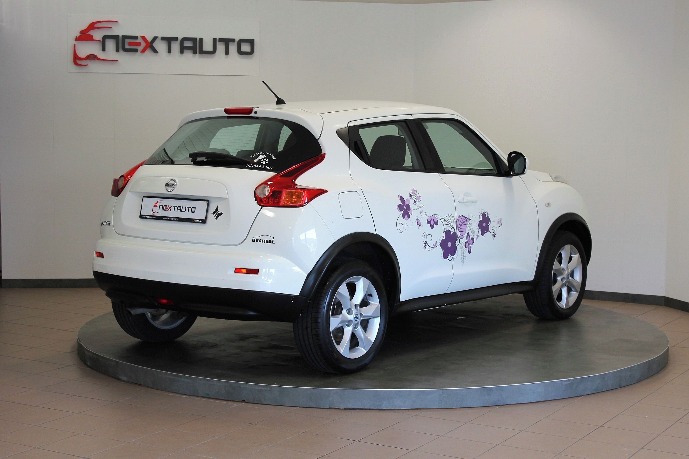 Nissan Juke, 1.6i 84kW - fotka 5