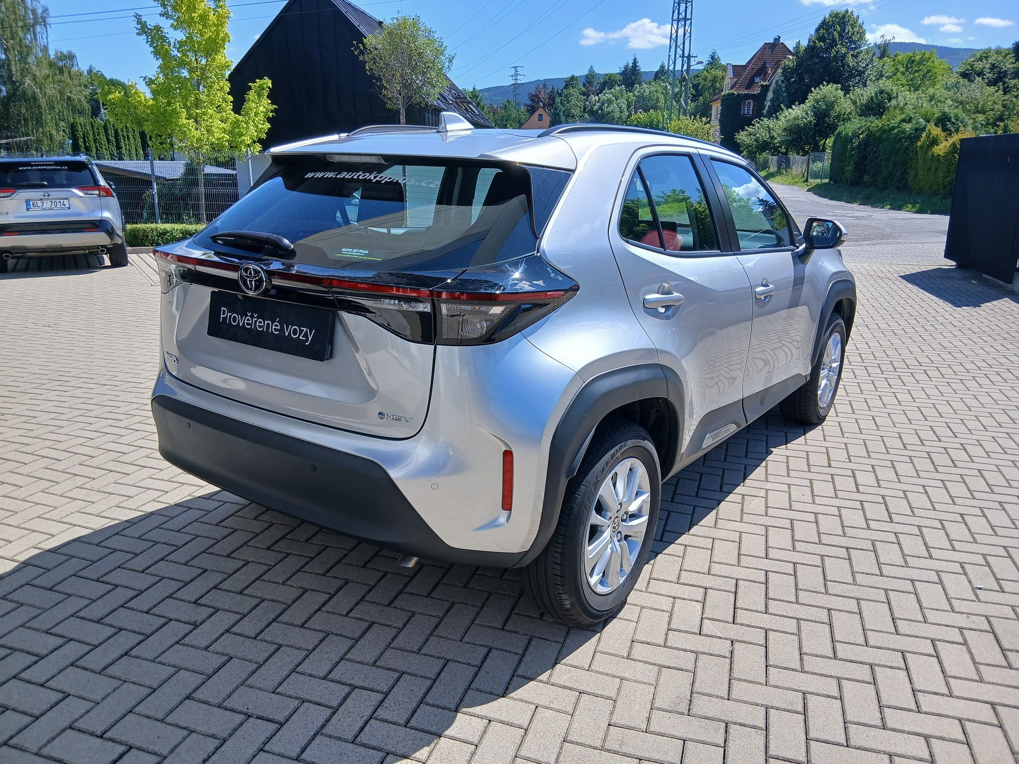 Toyota Yaris Cross, 1.5 Hybrid e-CVT Comfort - fotka 6