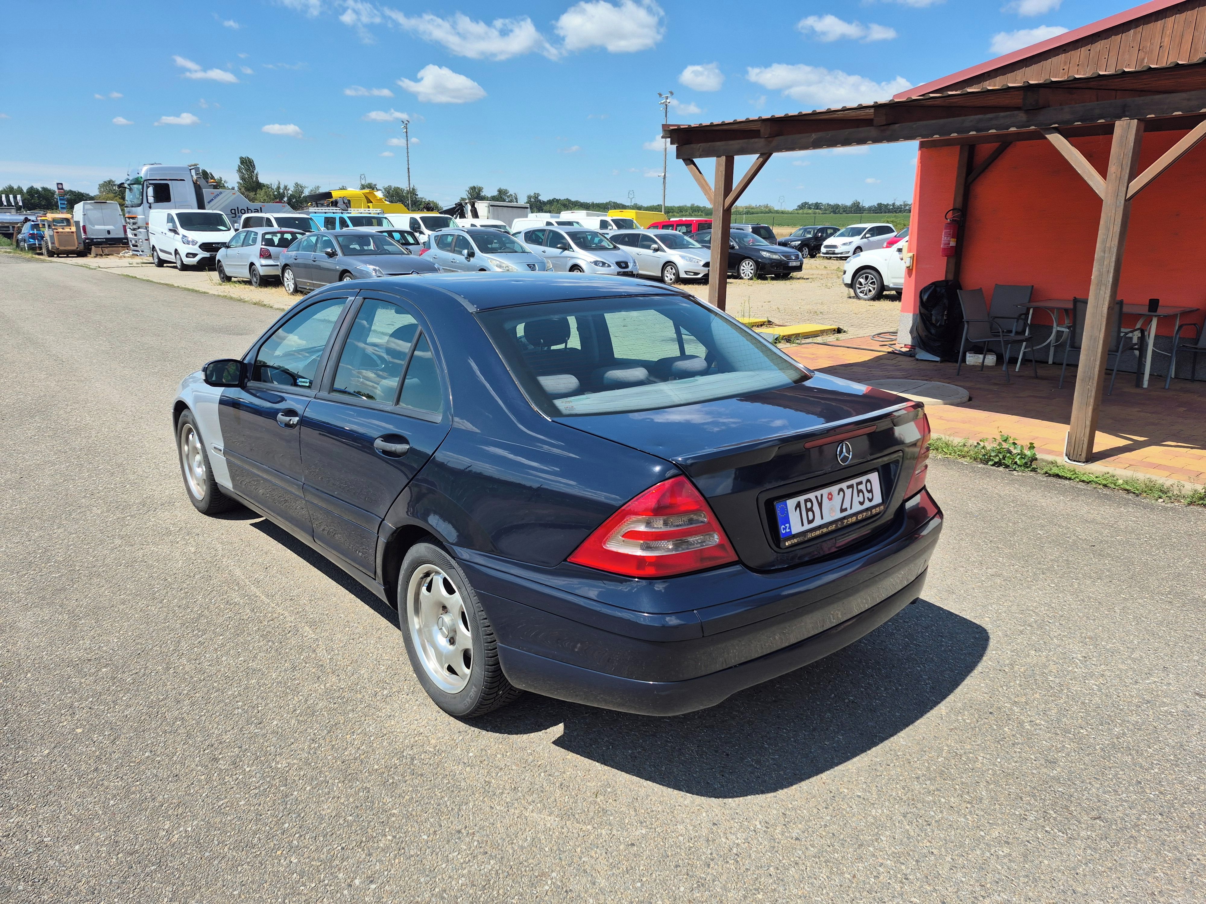 Mercedes-Benz Třídy C, 220CDI, 105kW, 2.maj,automat - fotka 4