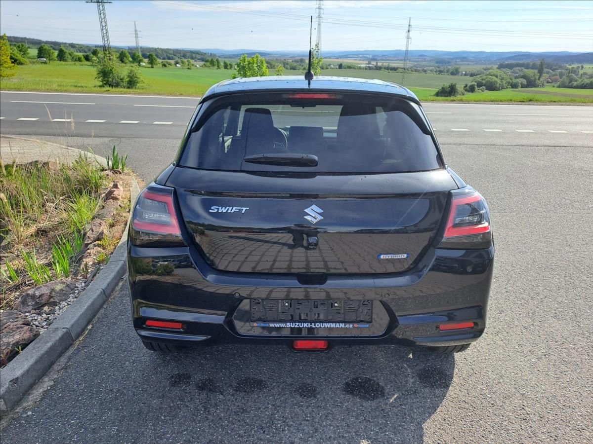 Suzuki Swift, 1,2 PREMIUM HYBRID MY26 - fotka 6
