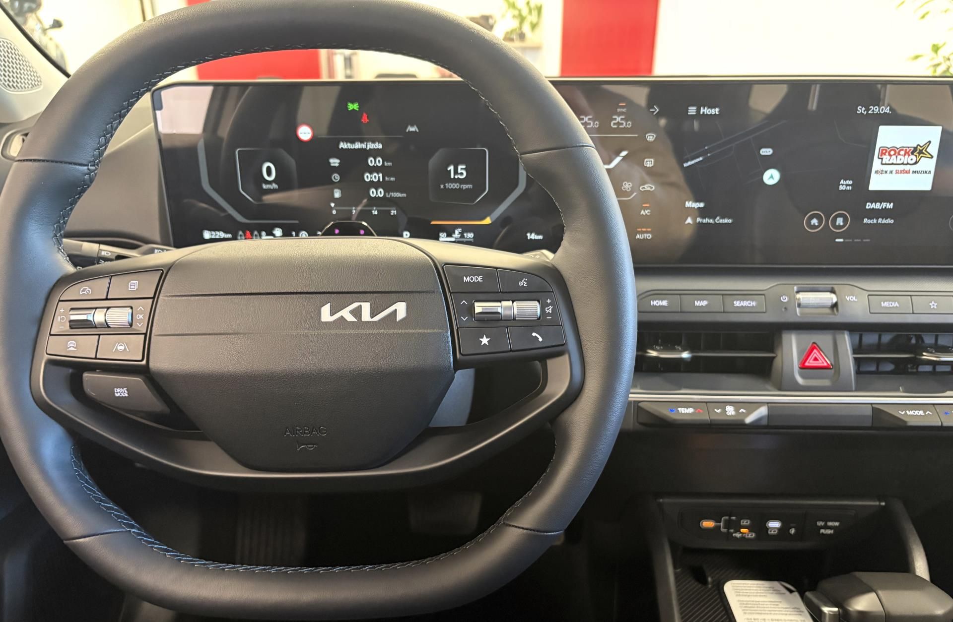 Kia K4, SW TOP 1.6 T-GDi 110kW 7DCT - fotka 6