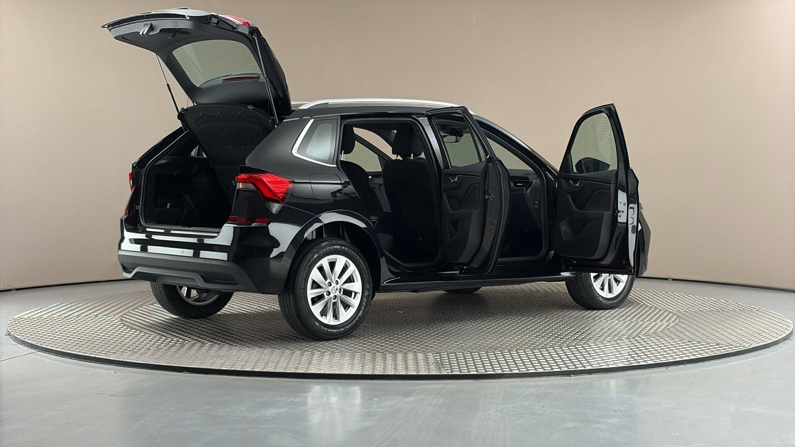 Škoda Kamiq, 1.0 TSI DSG Style - fotka 6