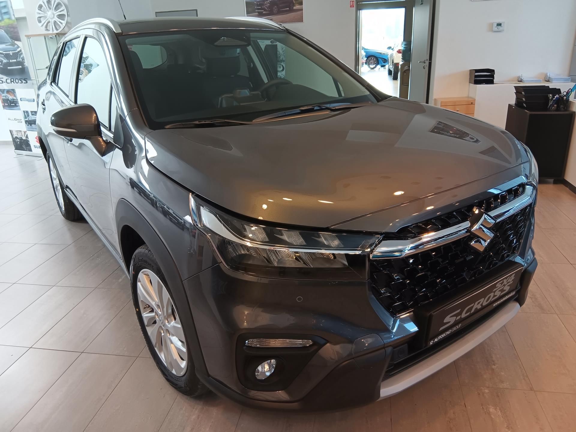 Suzuki S-Cross, PREMIUM 1.4 HYBRID M/T 4x4 - fotka 3