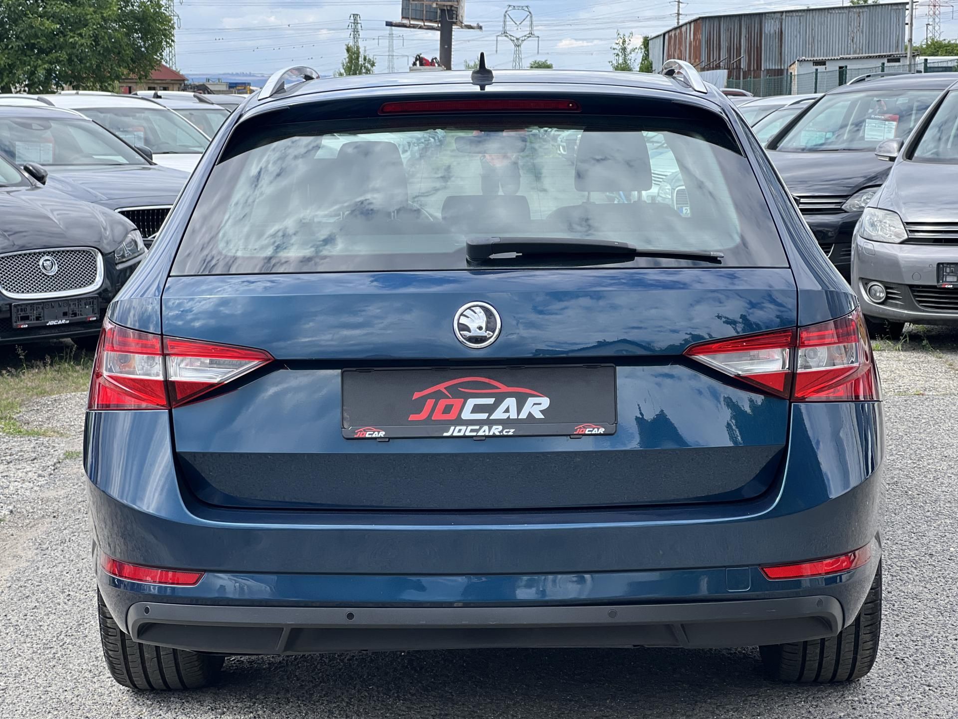 Škoda Superb, 1.6TDi NAVI TEMPOMAT odp.DPH - fotka 6