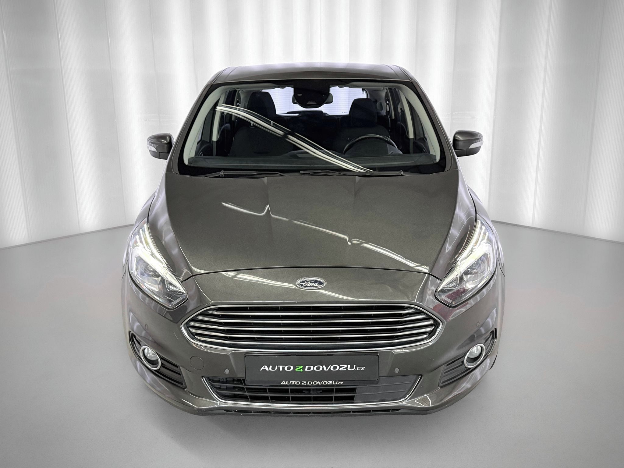 Ford S-MAX, 2.0TDCi 140KW A/T TITANIUM, EL - fotka 3