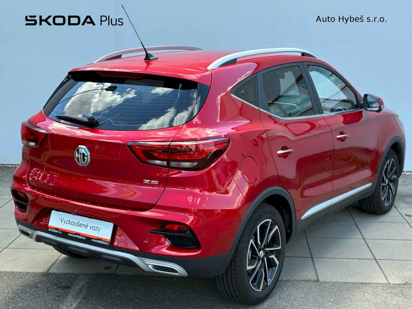 MG ZS, 1,0 TGI / 82 kW Exclusive 6AT - fotka 2