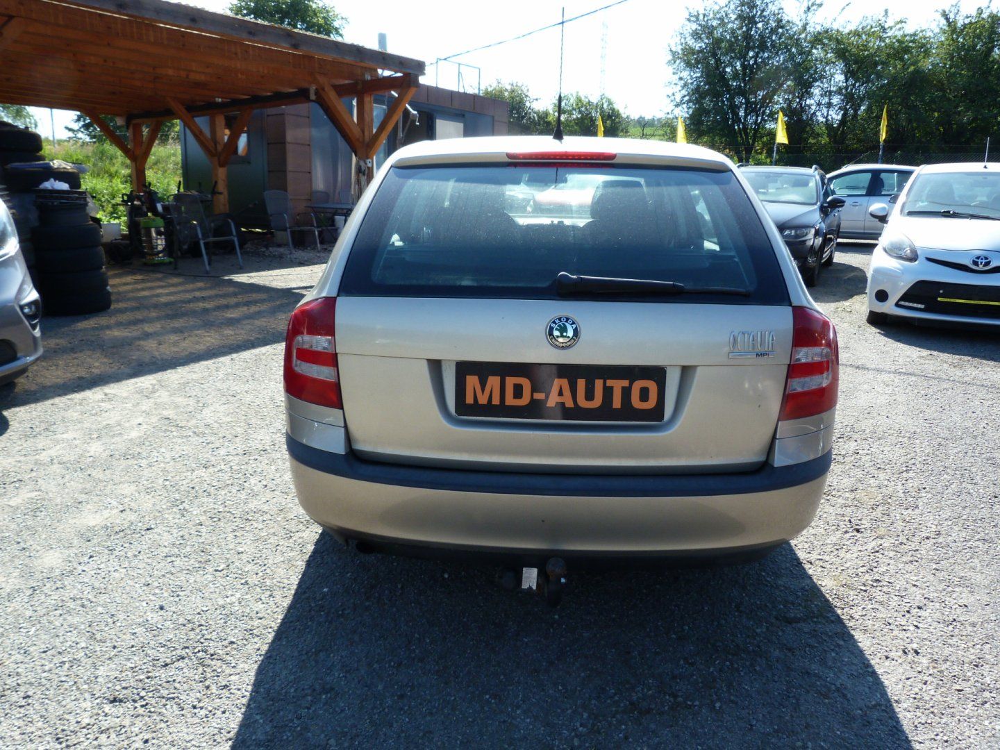 Škoda Octavia, 1.6 MPI - fotka 6