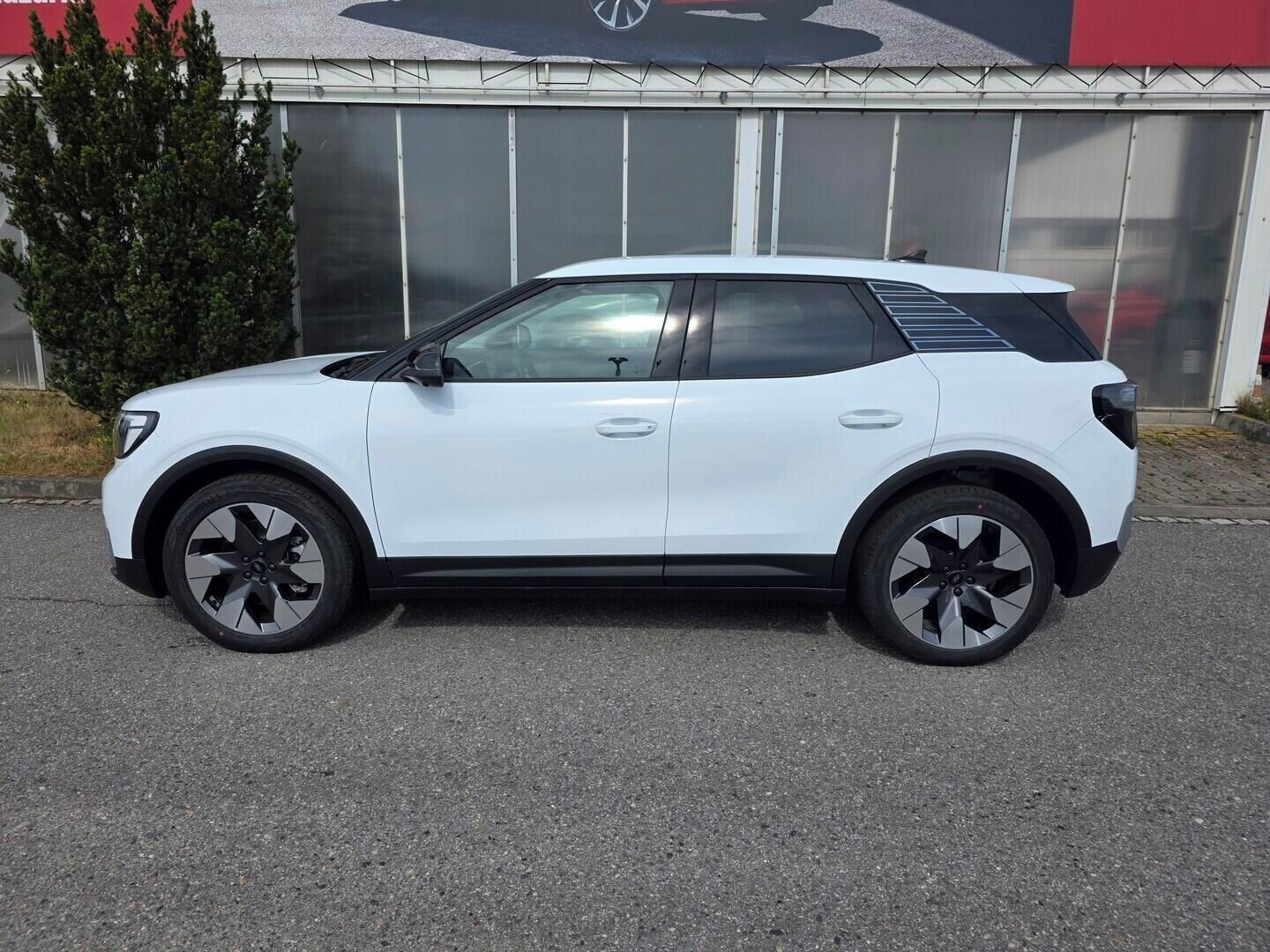 Ford Explorer, Elektrický  AWD Premium 79 kWh - fotka 3