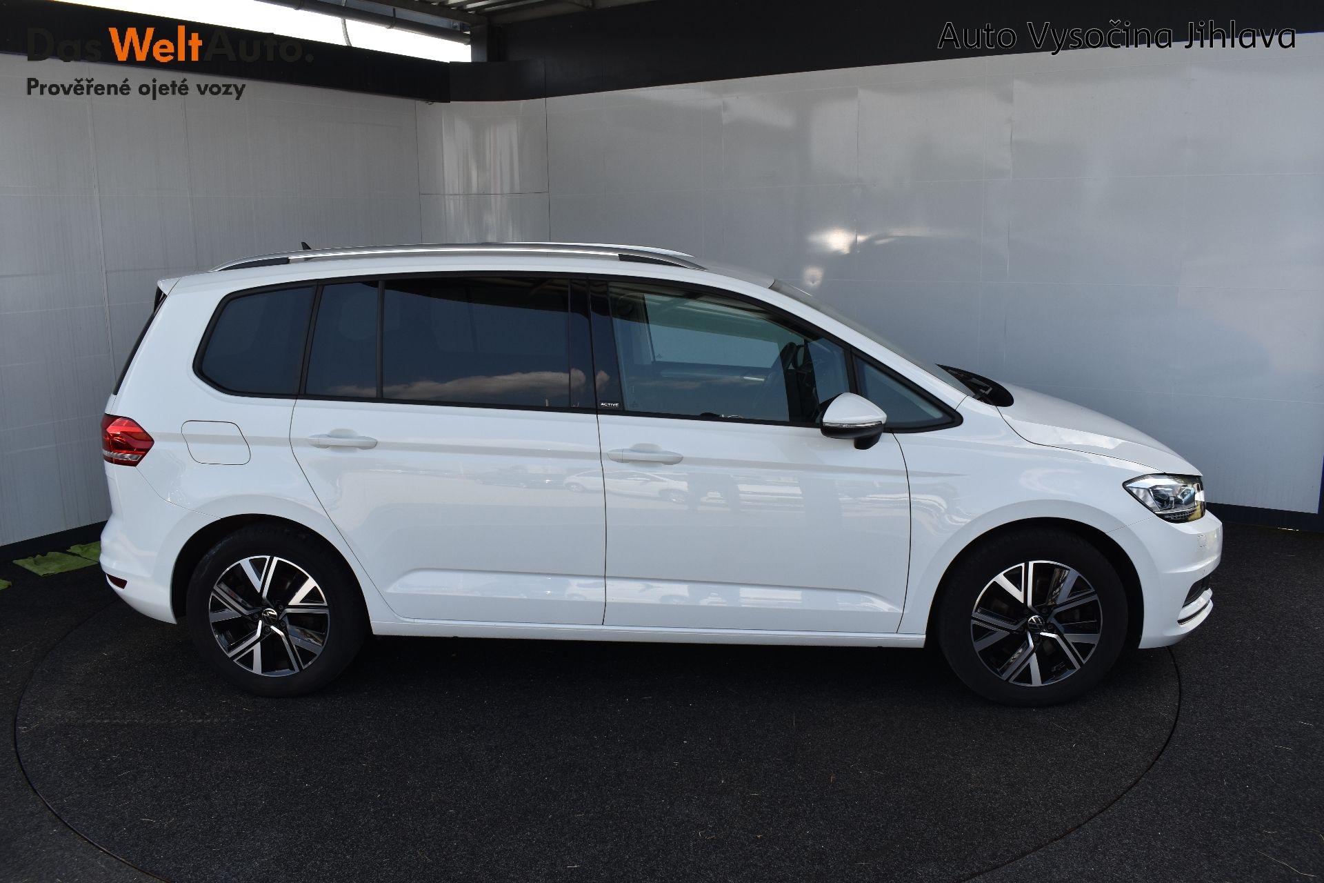 Volkswagen Touran, 2.0TDI 110kW DSG,LED,Active - fotka 6