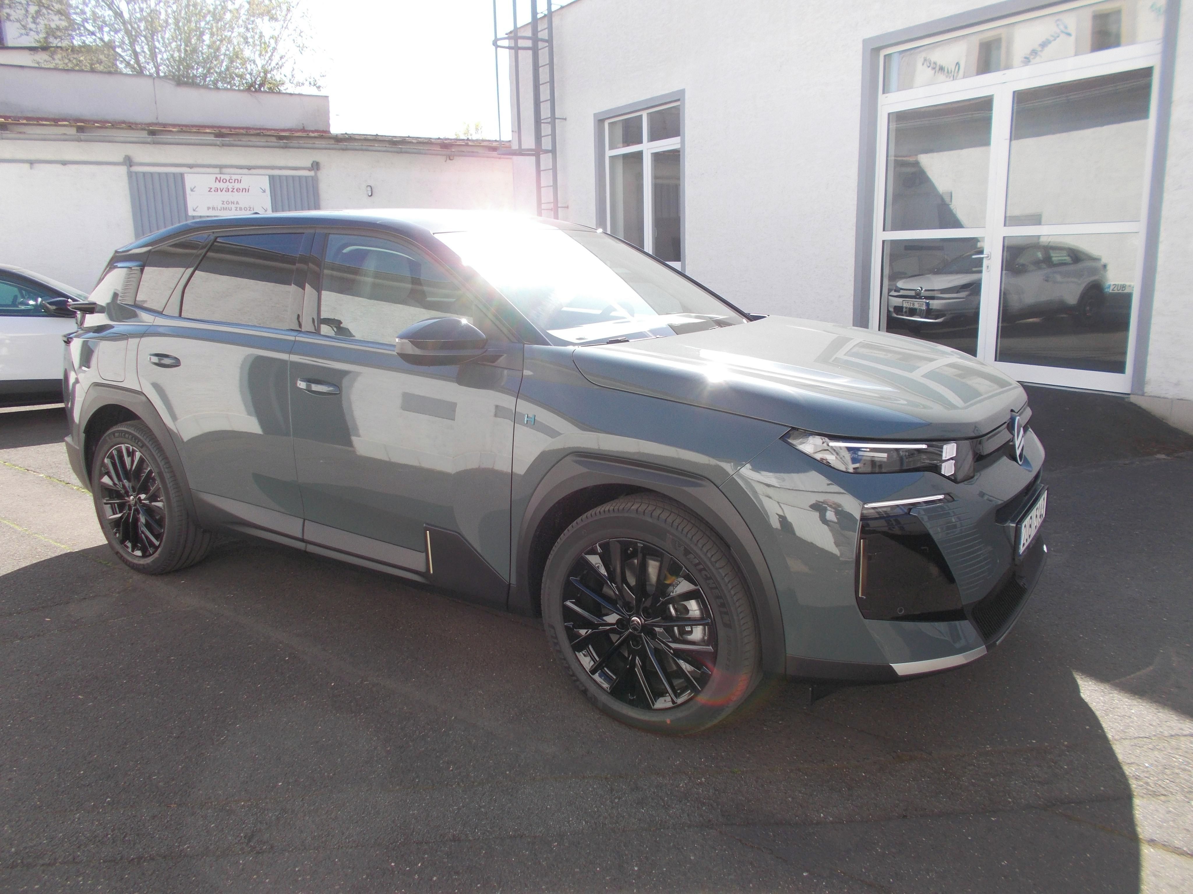 Citroën C5 Aircross, MAX Plug-in Hybrid 225 Automat - fotka 3