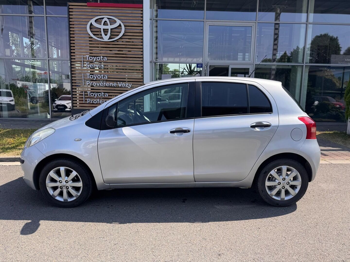 Toyota Yaris, 1.3 - fotka 5