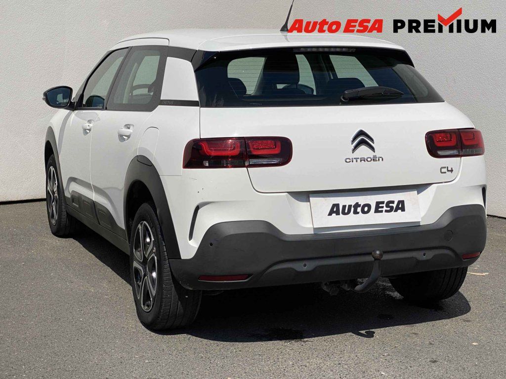Citroën C4 Cactus, 1.2 - fotka 6