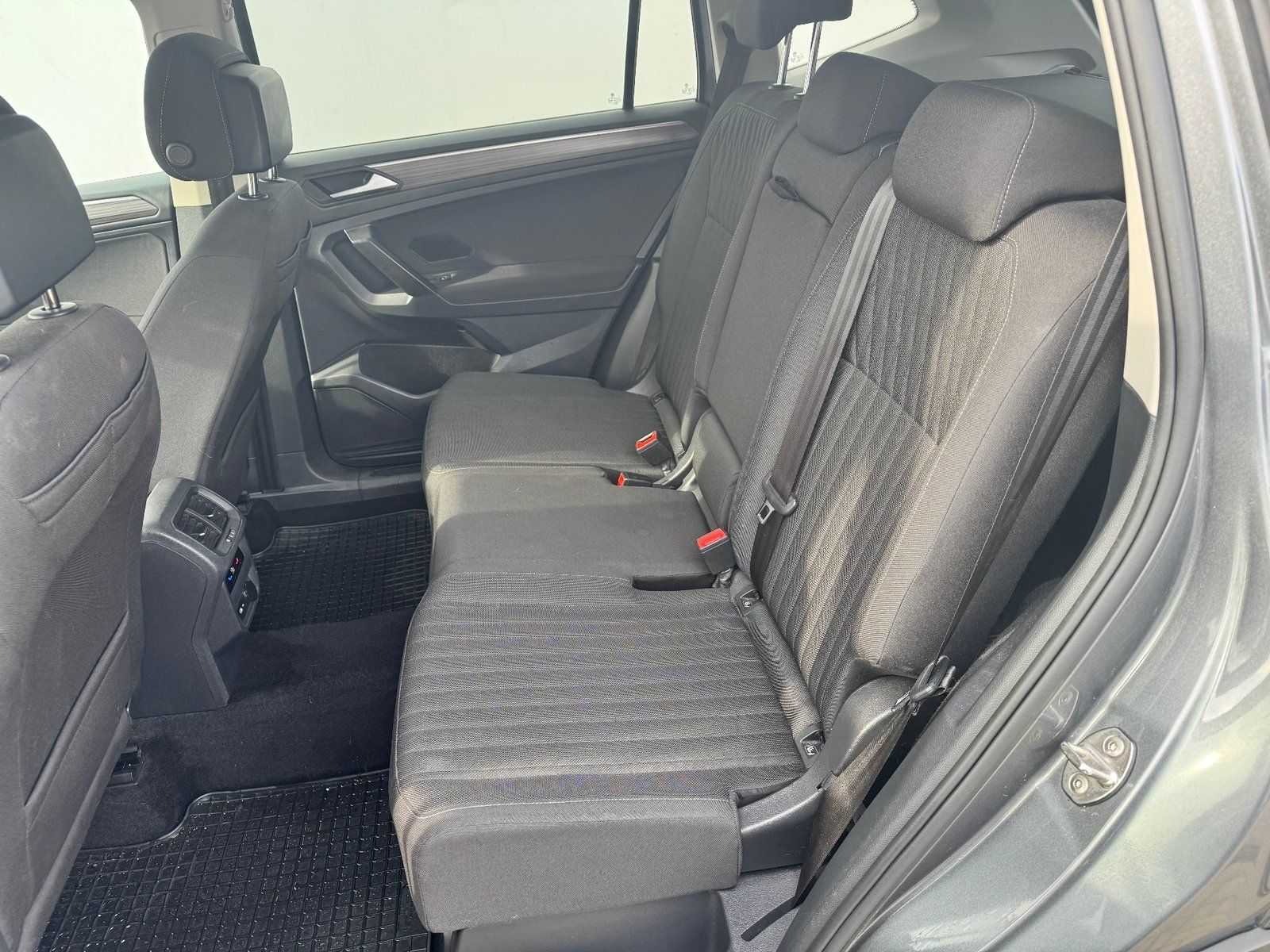 Volkswagen Tiguan Allspace, Tiguan Allspace 2.0 TDI BMT - fotka 6