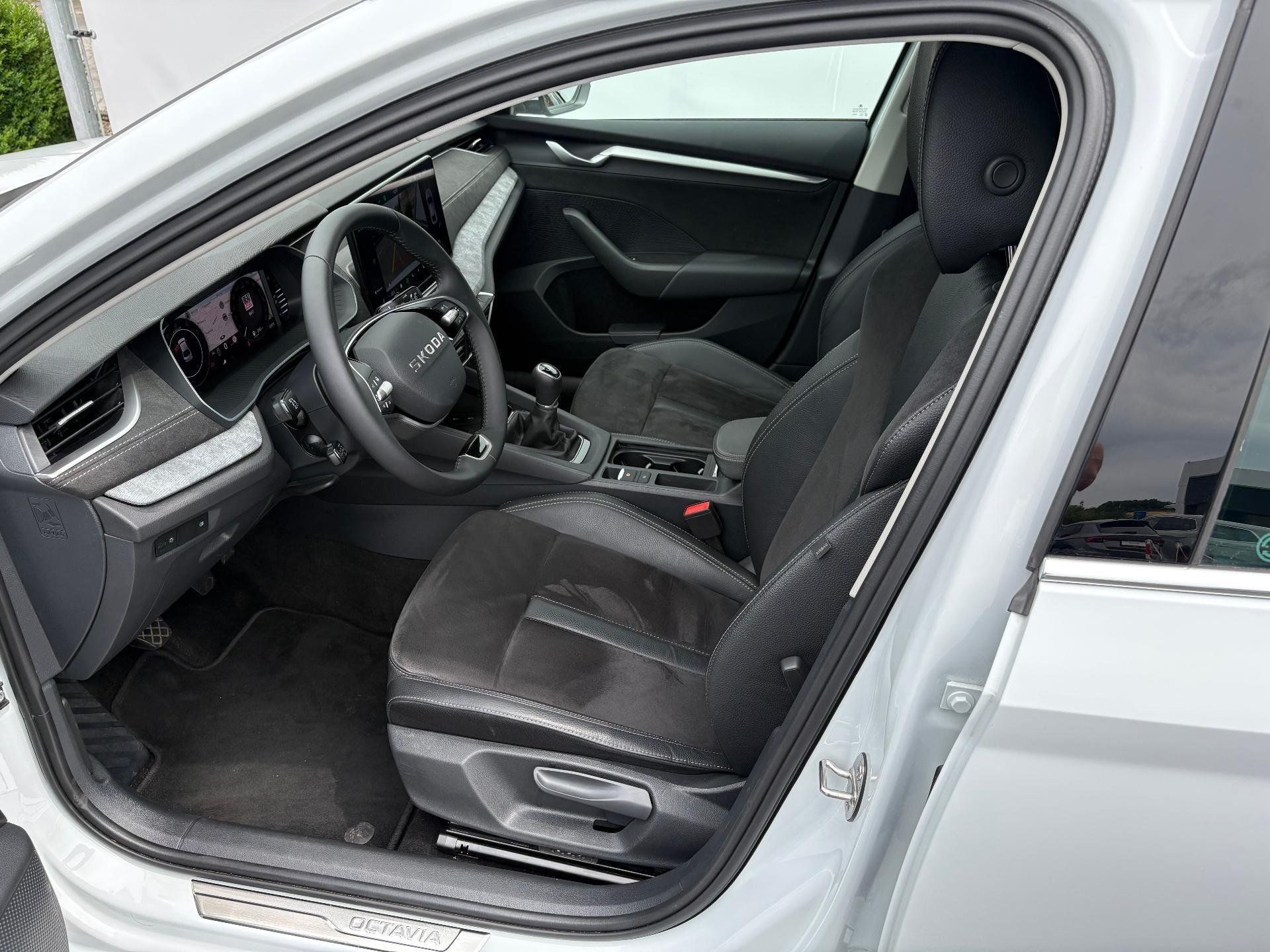 Škoda Octavia, Octavia 1.5 TSI 110kW Top - fotka 6