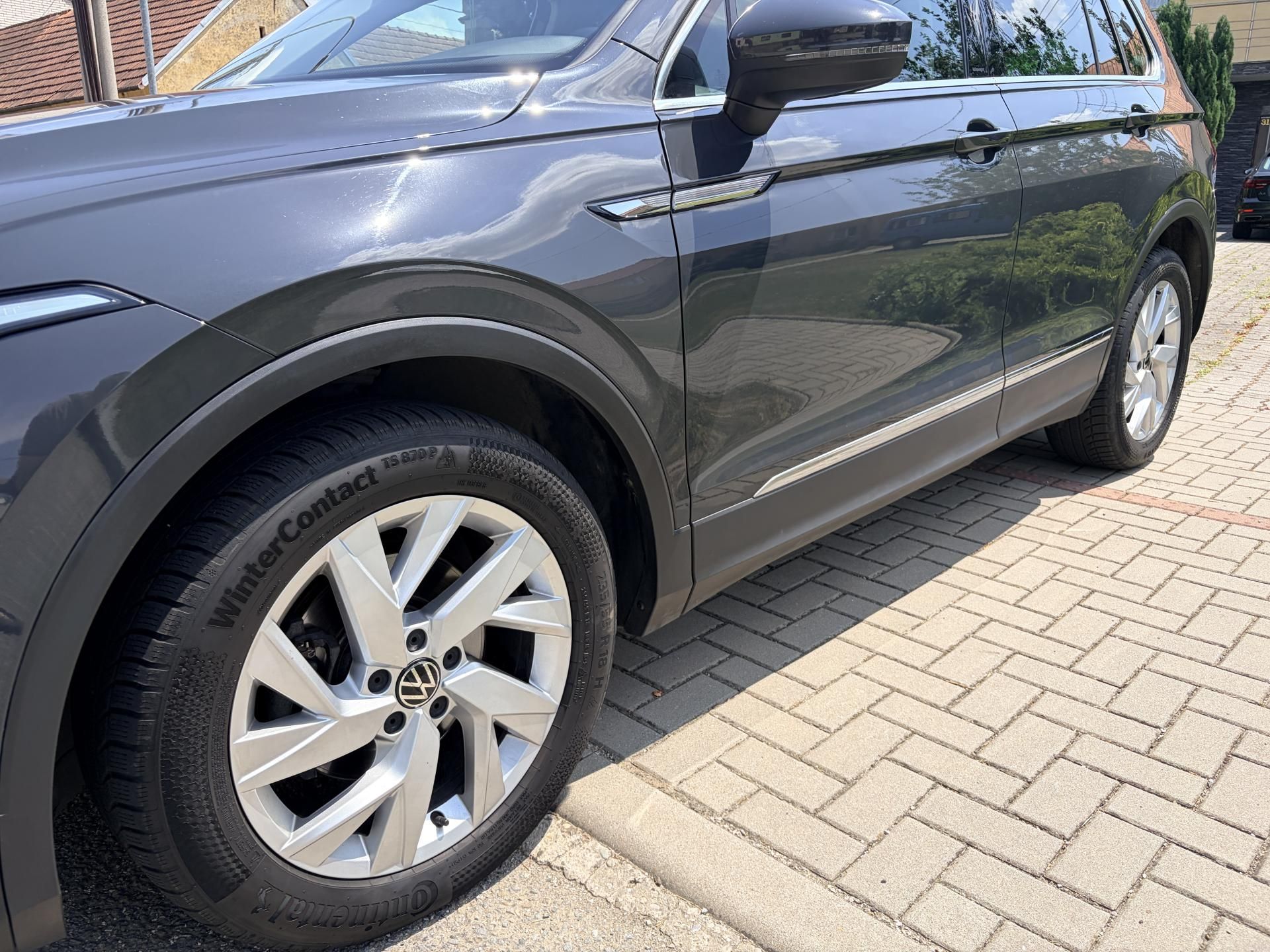 Volkswagen Tiguan, 2.0TDI ELEGANCE DSG MATRIX VIR - fotka 4