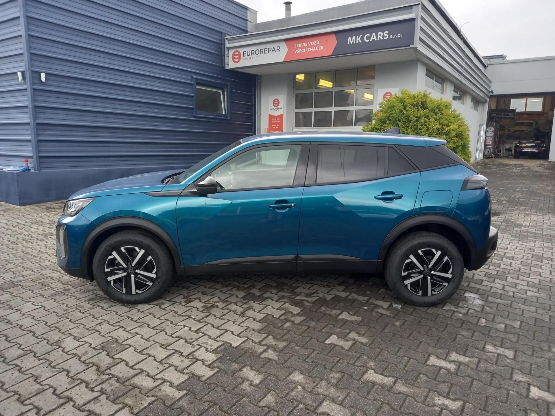 Peugeot 2008, BUSINESS Turbo 100k MAN6 - fotka 2