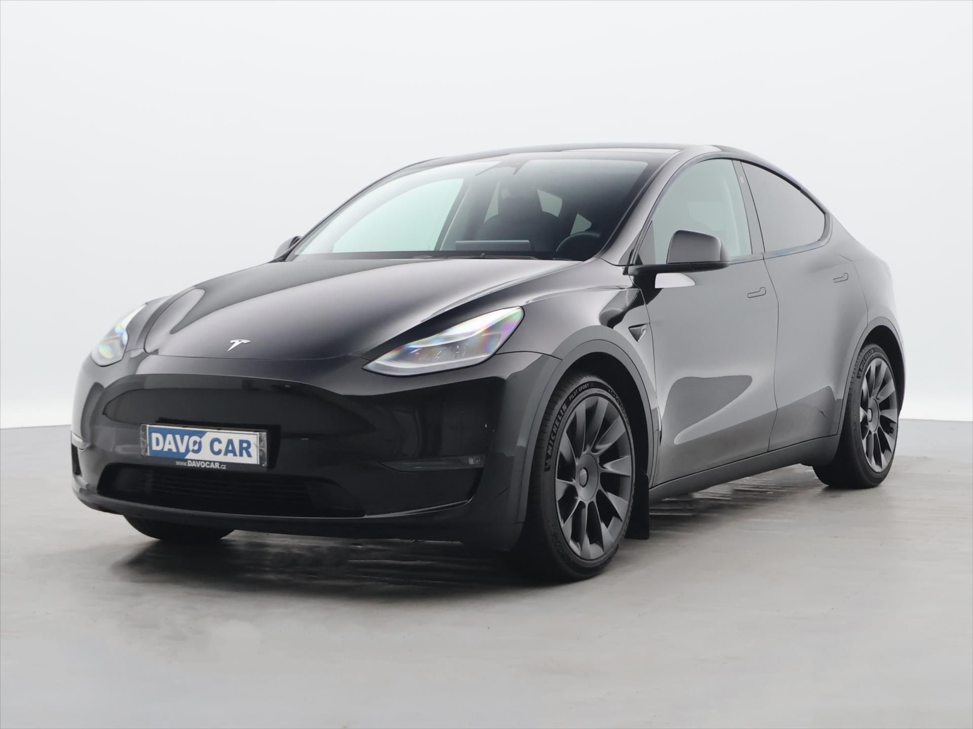 Tesla Model Y, Long Range AWD SoH 92% Berlín - fotka 3