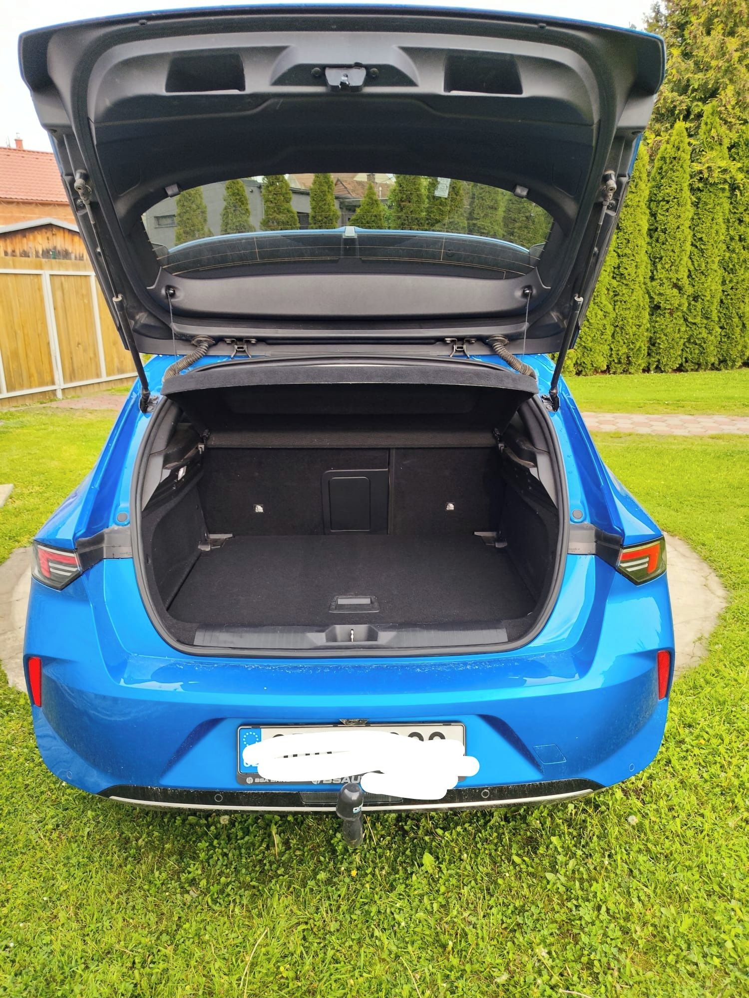 Opel Astra, 1,2 turbo 96kw 130hp - fotka 6