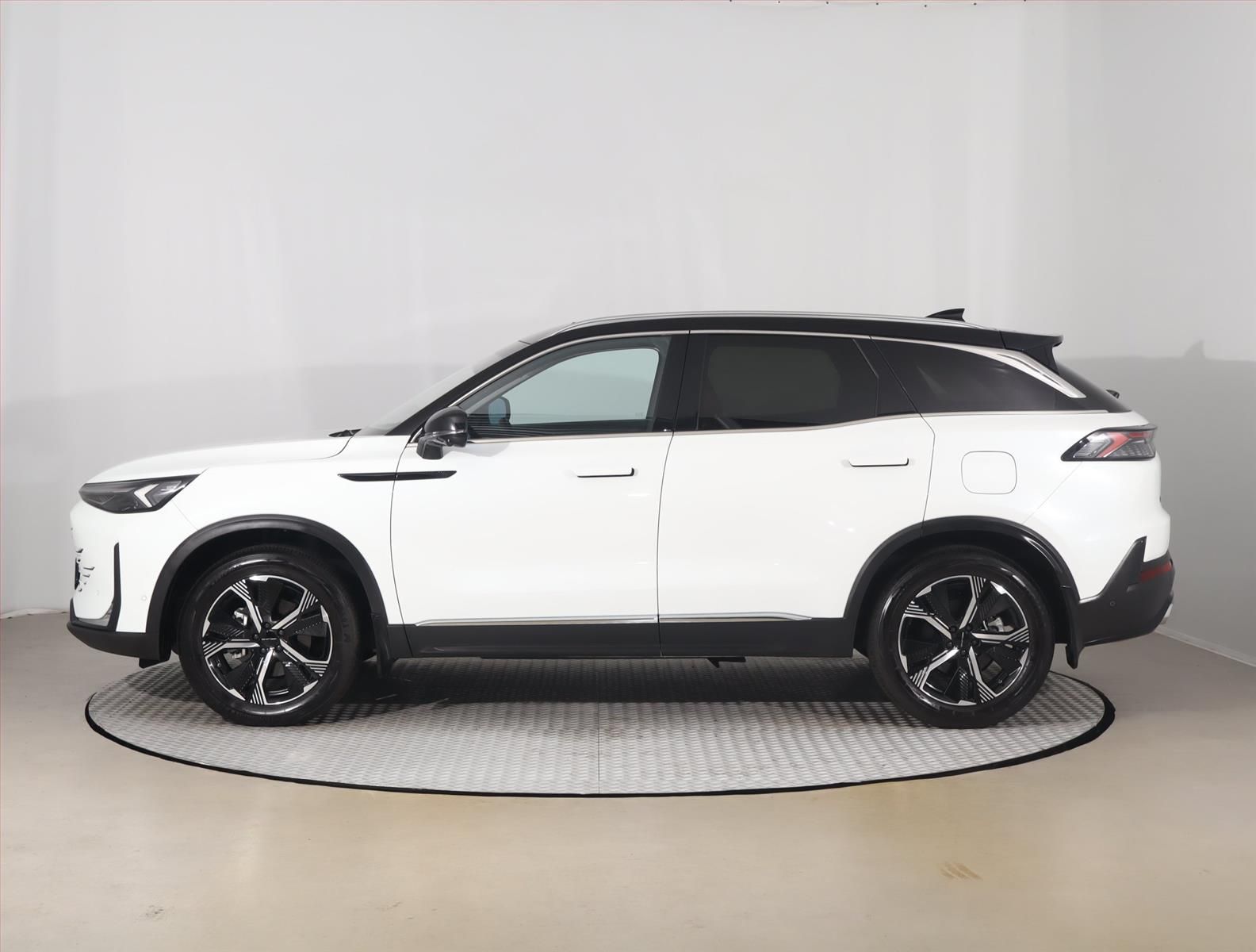 BAIC X7, 1.5T, Automat, Serv.kniha - fotka 3