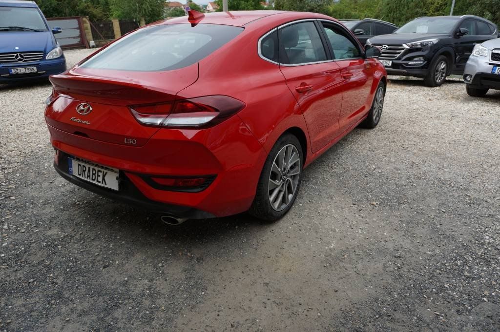 Hyundai i30, 1,4     103KW      1,Majitel - fotka 6
