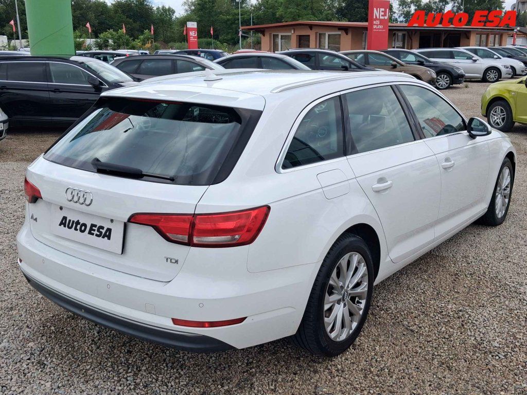 Audi A4, 2.0 TDi,navi - fotka 4