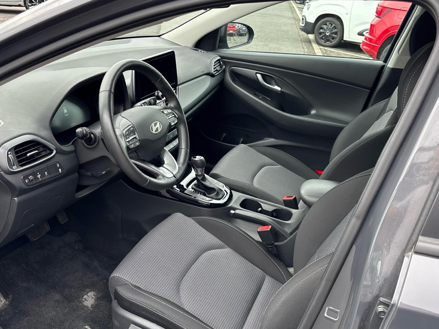 Hyundai i30, 1.5 T-GDI / 103 kW MHEV Smart - fotka 6