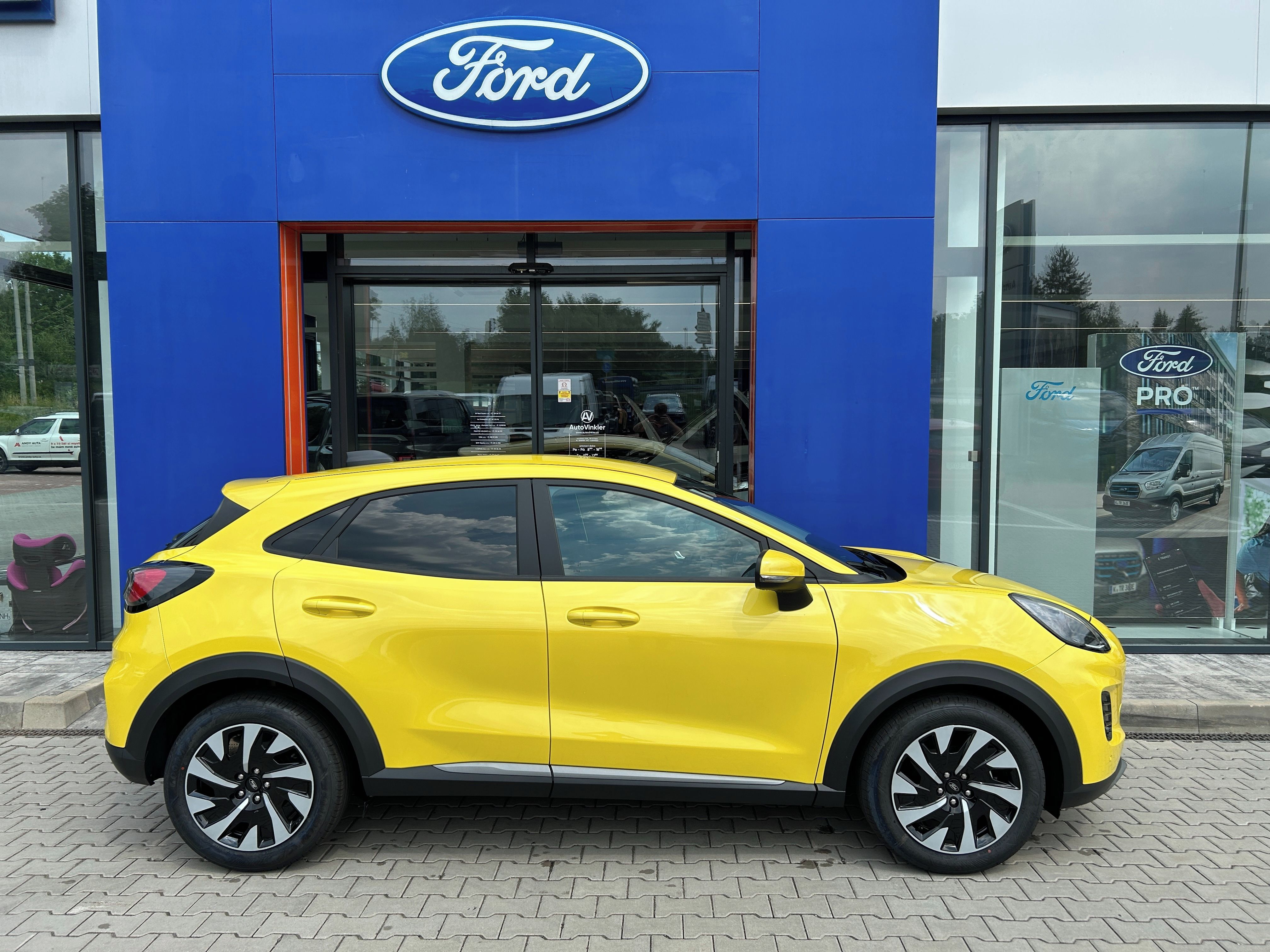 Ford Puma, 1.0EcoBoost mHEV 92kW TITANIUM - fotka 3