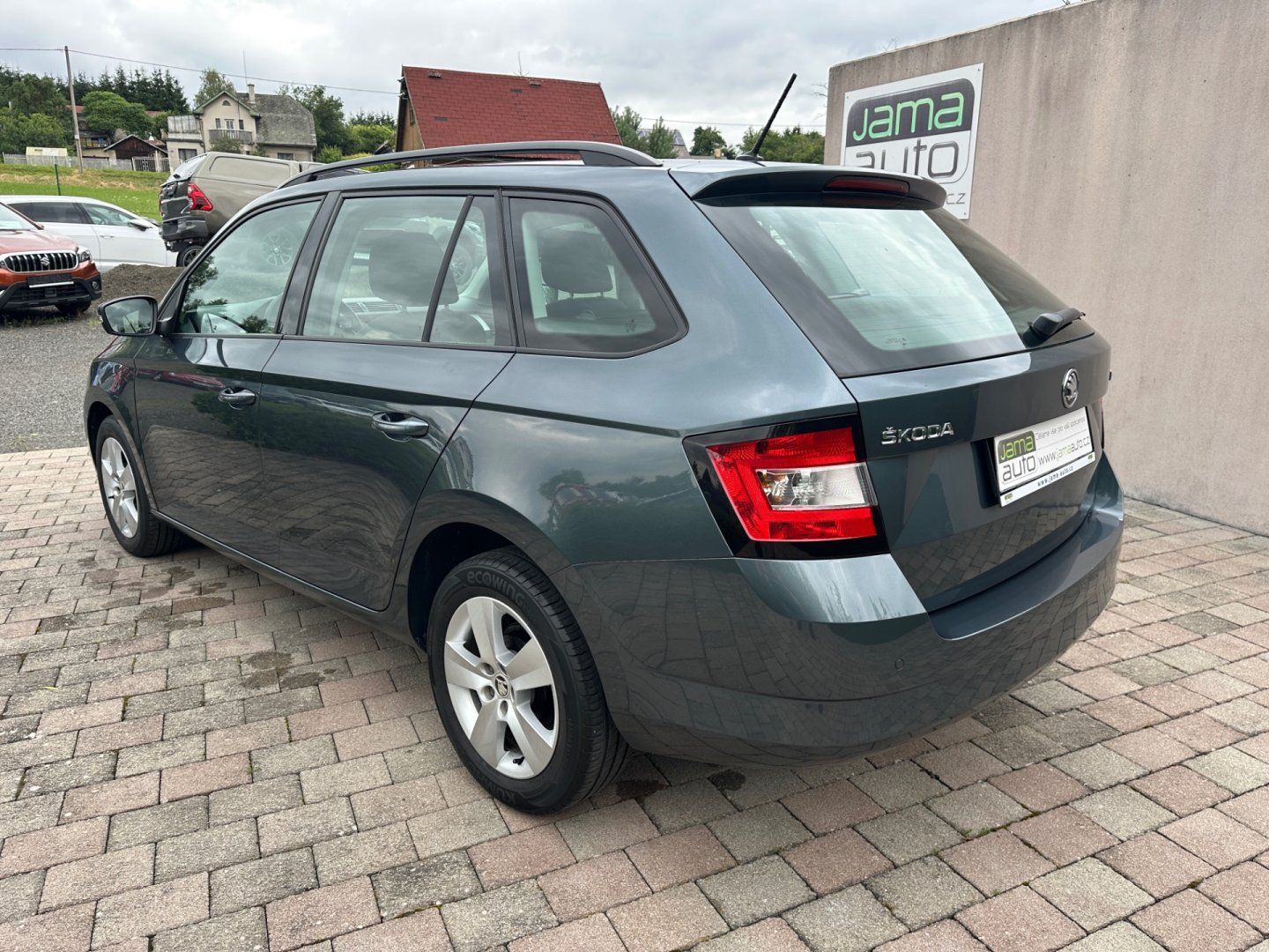 Škoda Fabia, 1,0TSI 70kW AMBITION 1.MAJITEL - fotka 6