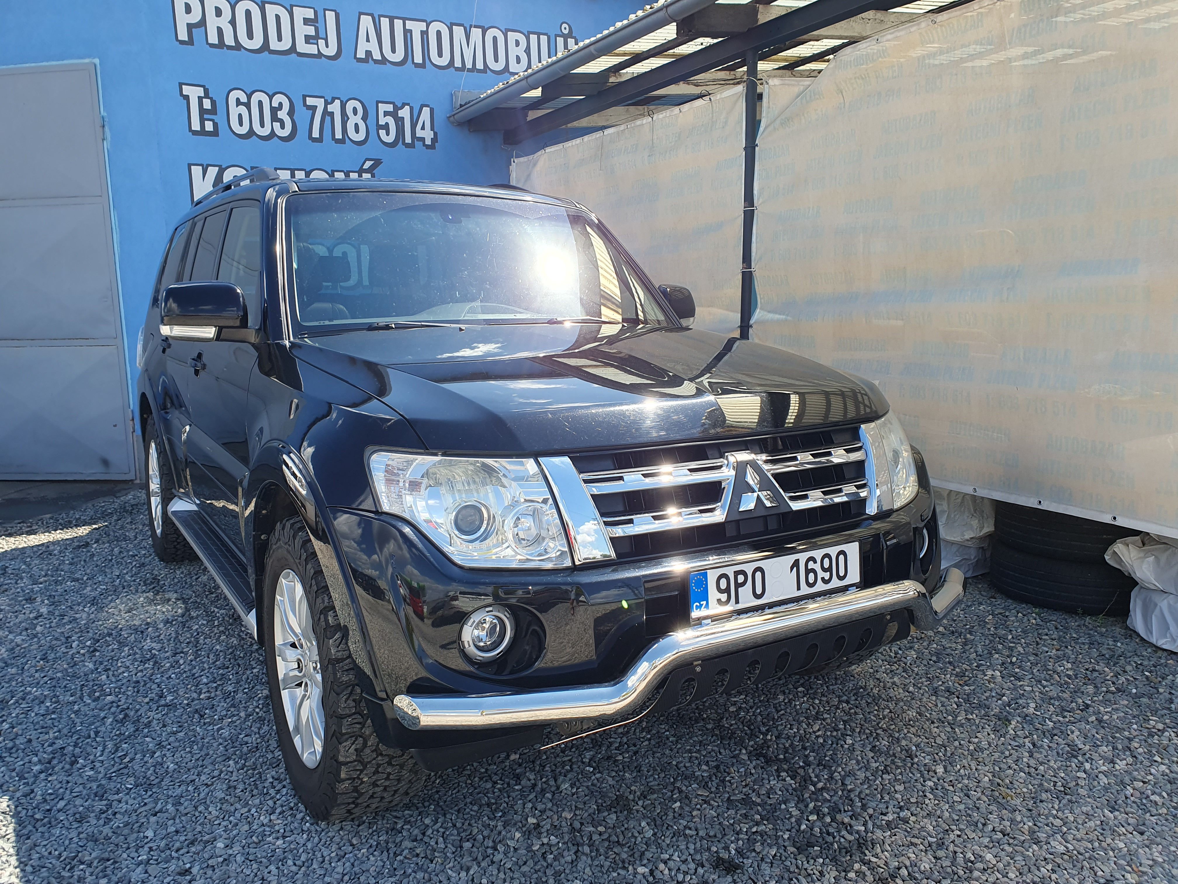 Mitsubishi Pajero, 3.2 DiD 147 KW NOVÉ ČR - fotka 4